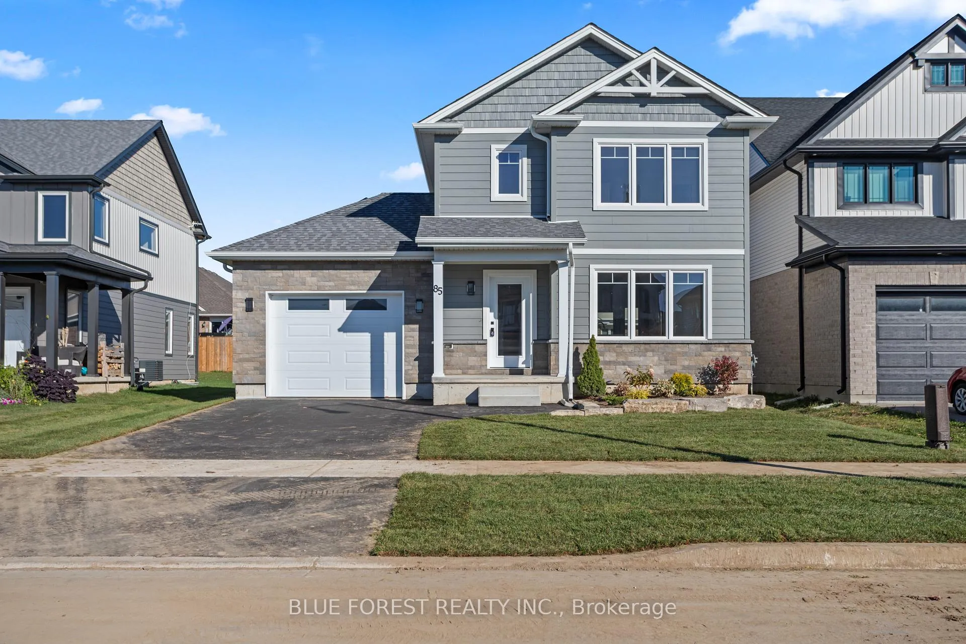 Front of 85 Acorn Trail