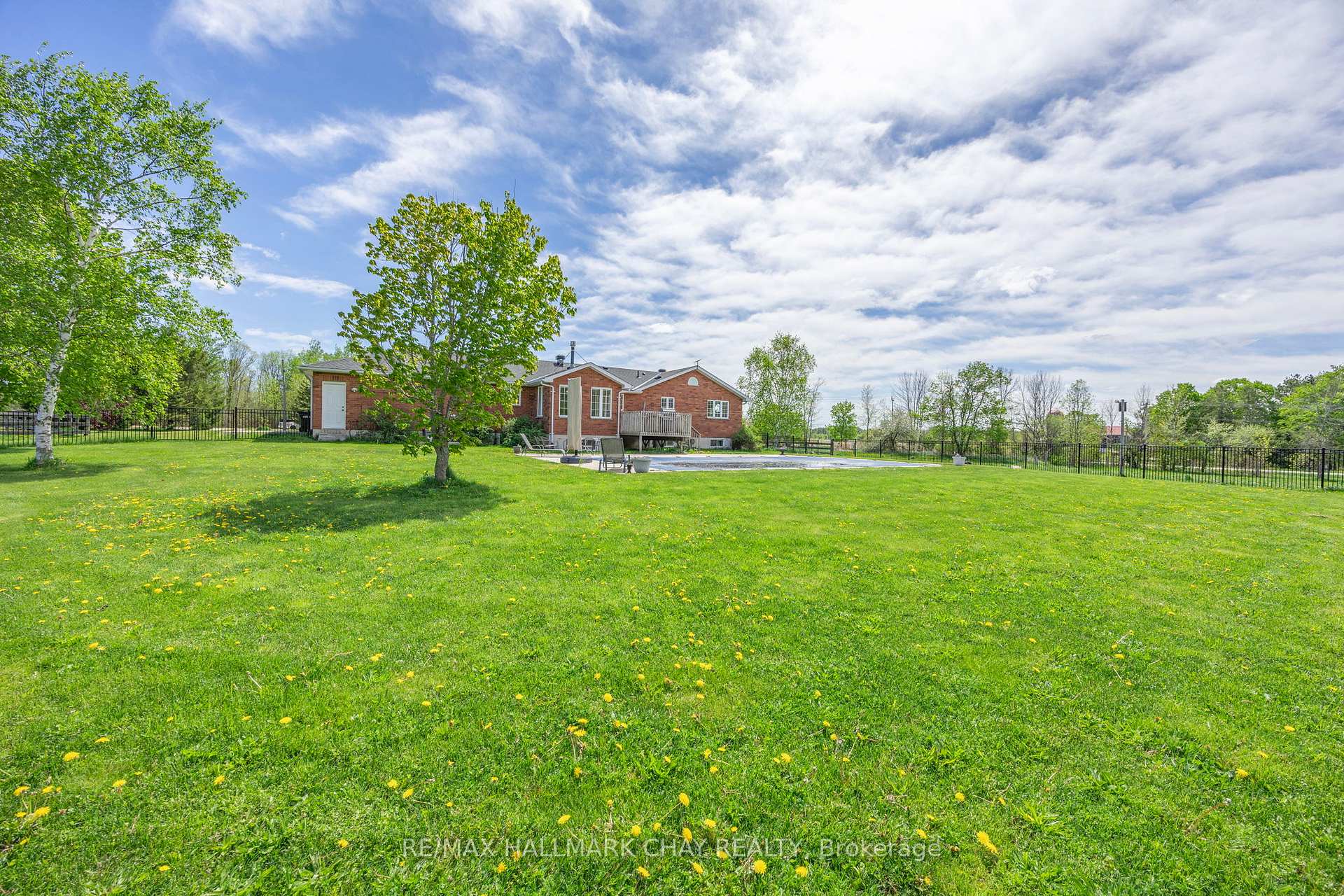 Photo 12 of 1846 Atkinson Road, Springwater, Rural Springwater — HOMEH