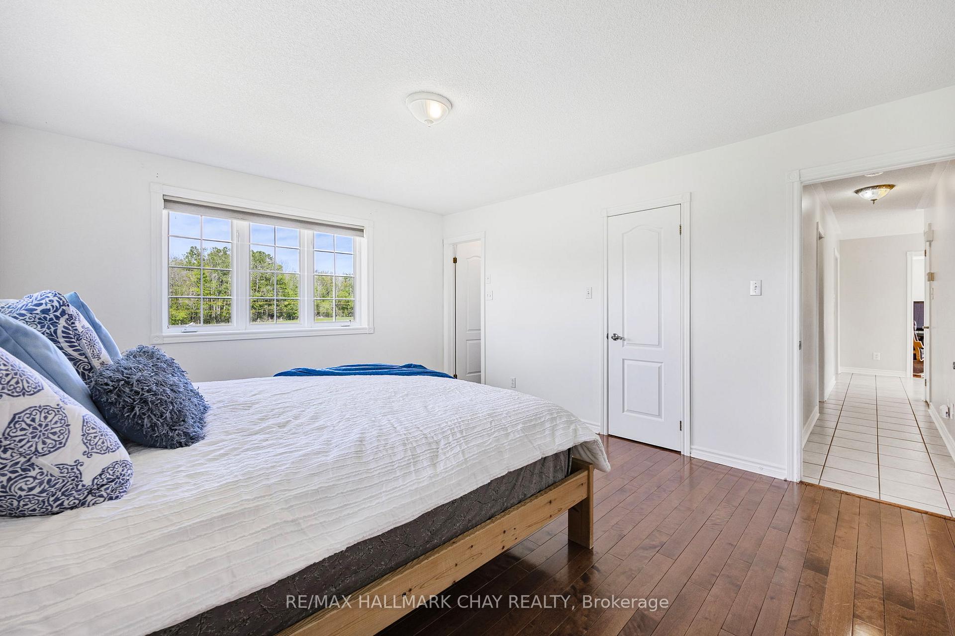 Photo 23 of 1846 Atkinson Road, Springwater, Rural Springwater — HOMEH