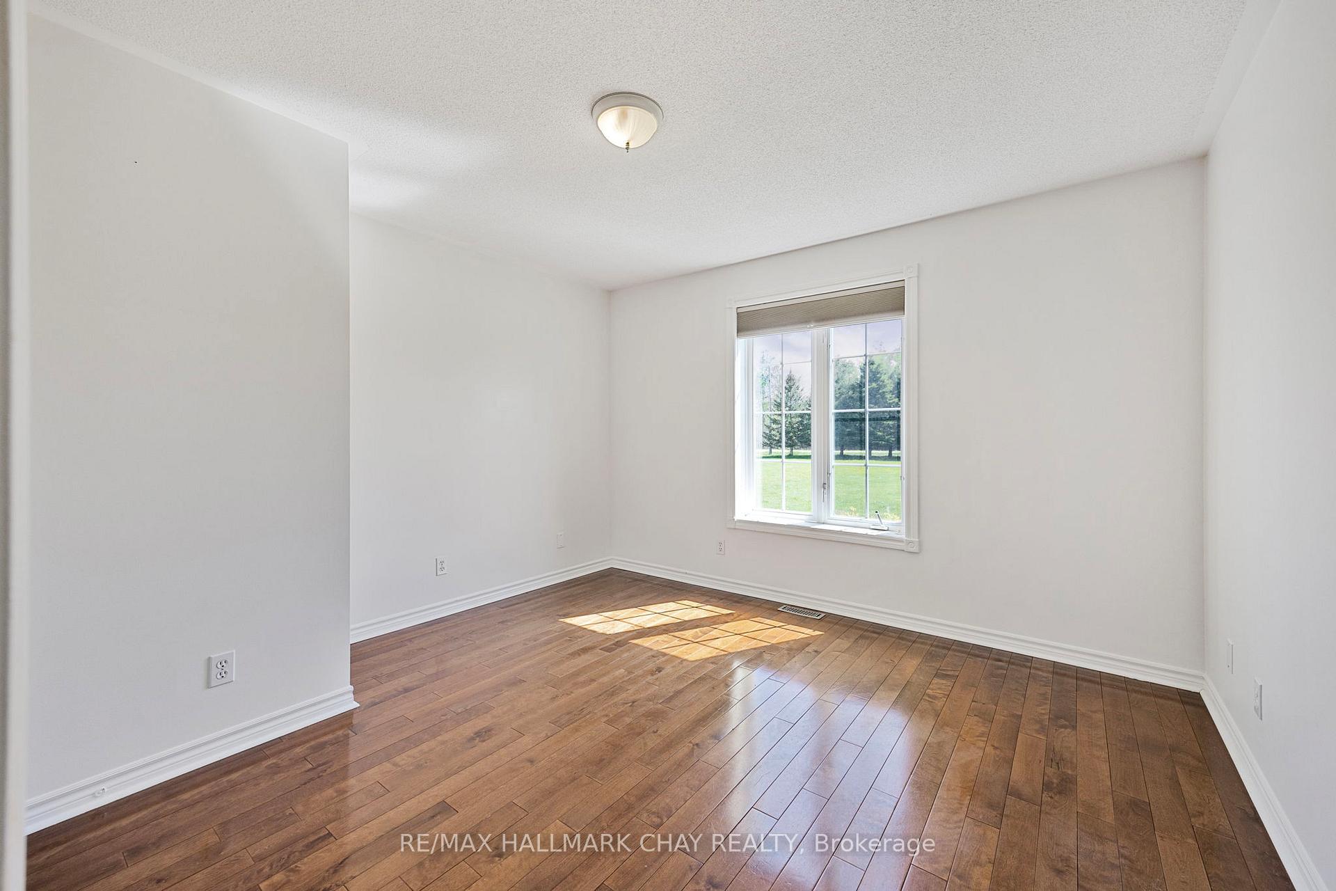 Photo 29 of 1846 Atkinson Road, Springwater, Rural Springwater — HOMEH