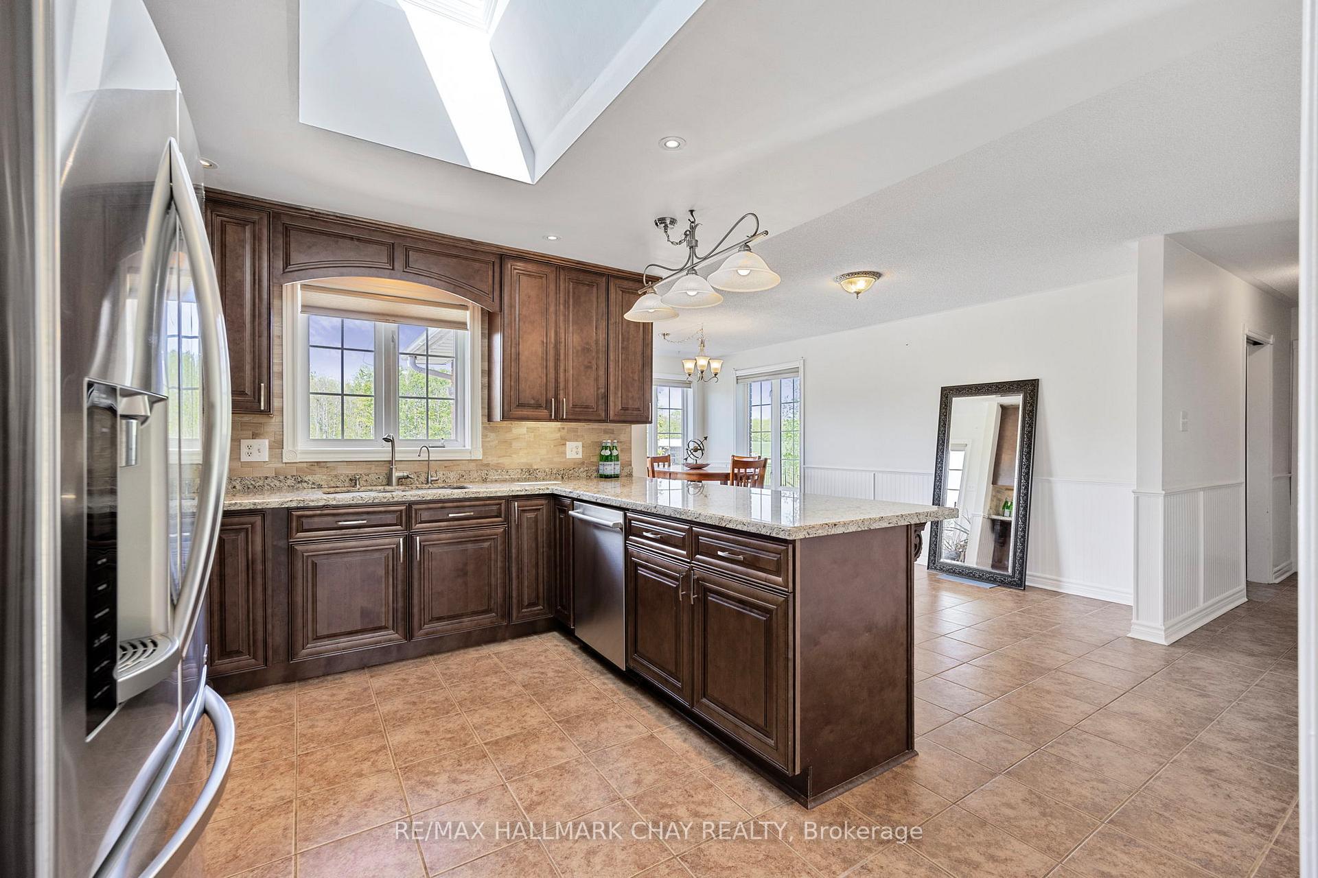 Photo 32 of 1846 Atkinson Road, Springwater, Rural Springwater — HOMEH