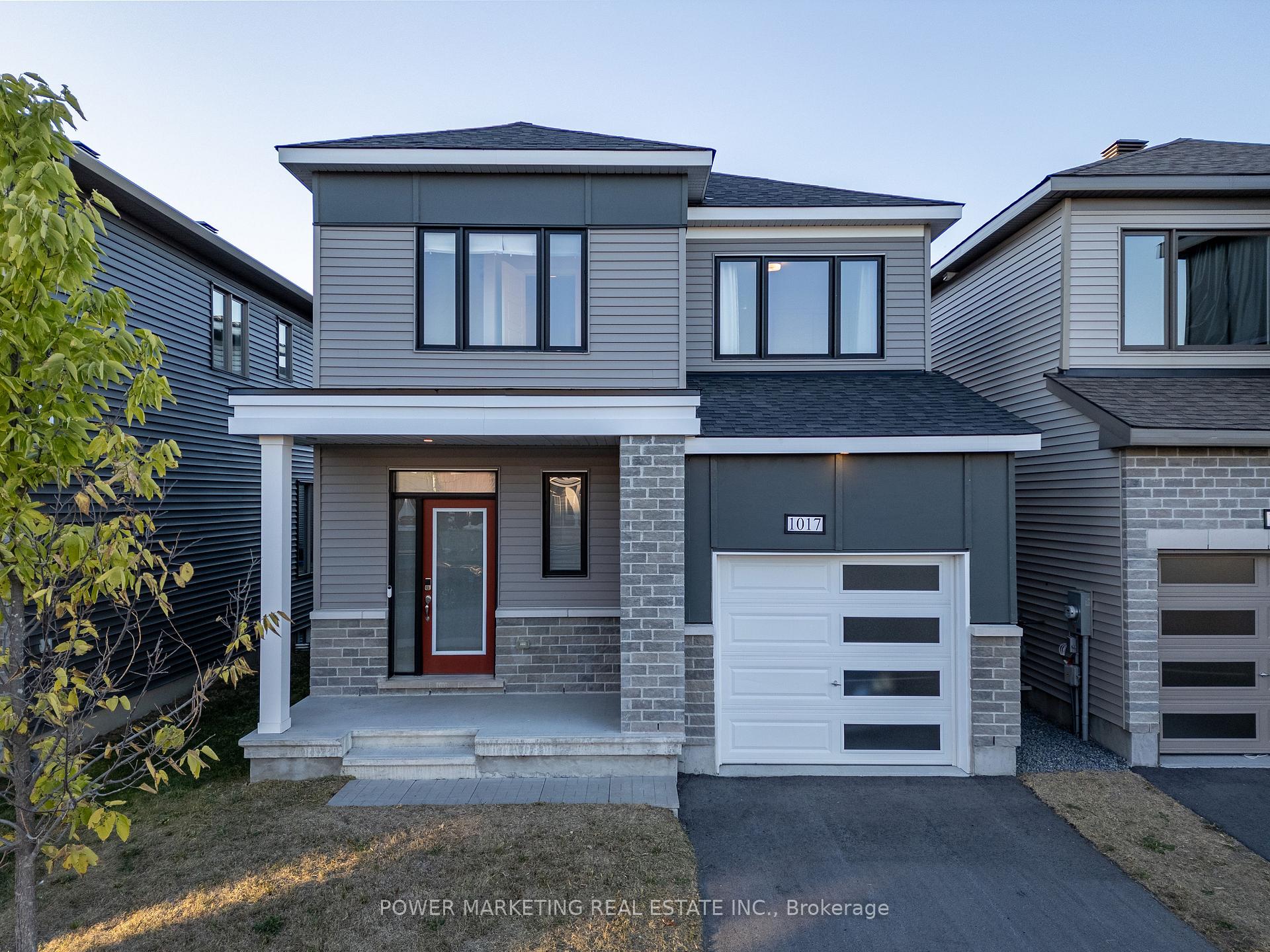 Front of 1017 Curraglass Walk