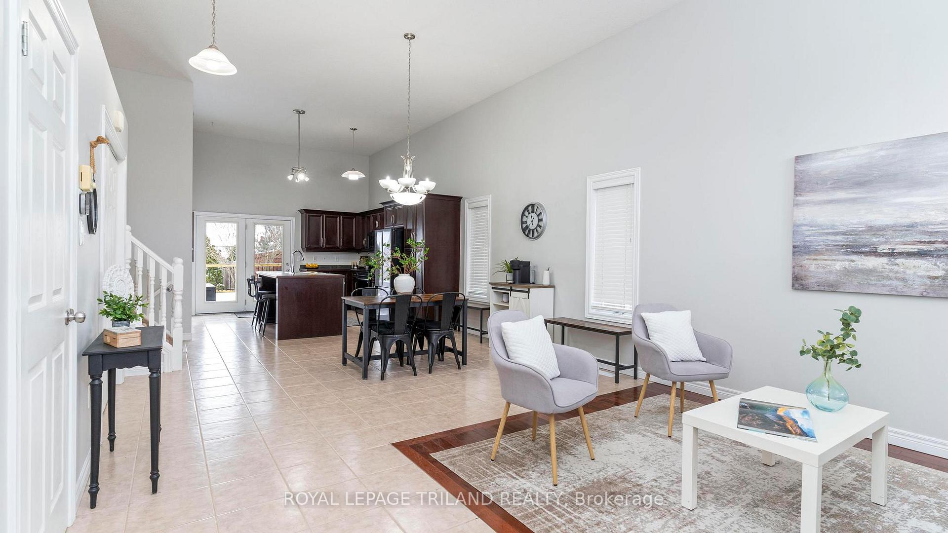 Photo 6 of 6 Circlewood Drive, St. Thomas — HOMEH