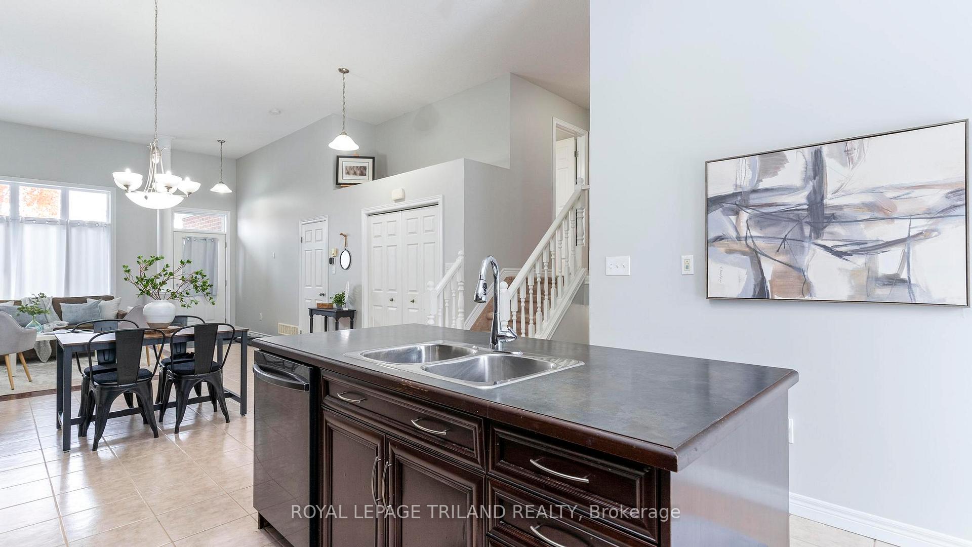 Photo 18 of 6 Circlewood Drive, St. Thomas — HOMEH