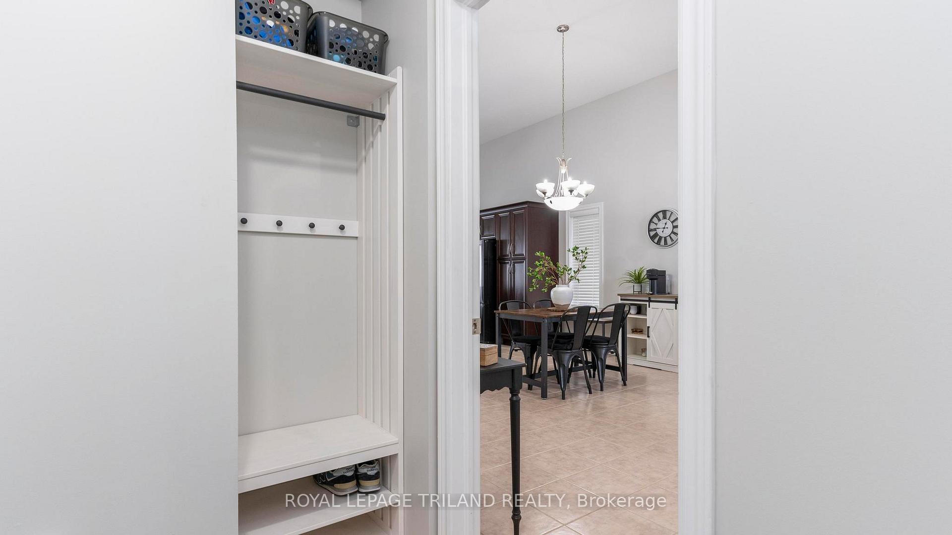 Photo 20 of 6 Circlewood Drive, St. Thomas — HOMEH
