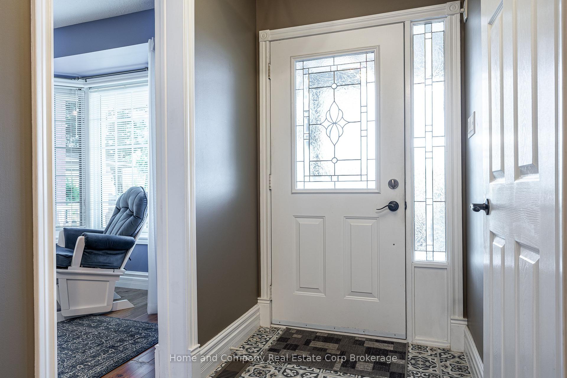 Photo 5 of 25 Water Street, Stratford — HOMEH