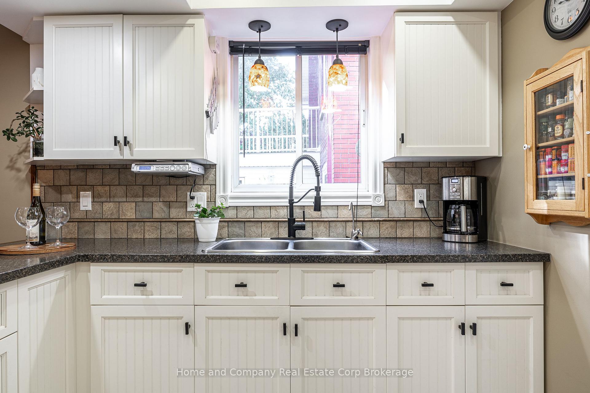 Photo 17 of 25 Water Street, Stratford — HOMEH