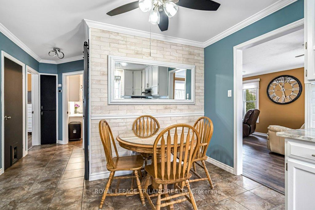 Photo 11 of 20 Dieppe Drive, St. Thomas — HOMEH