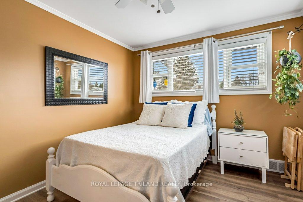 Photo 22 of 20 Dieppe Drive, St. Thomas — HOMEH