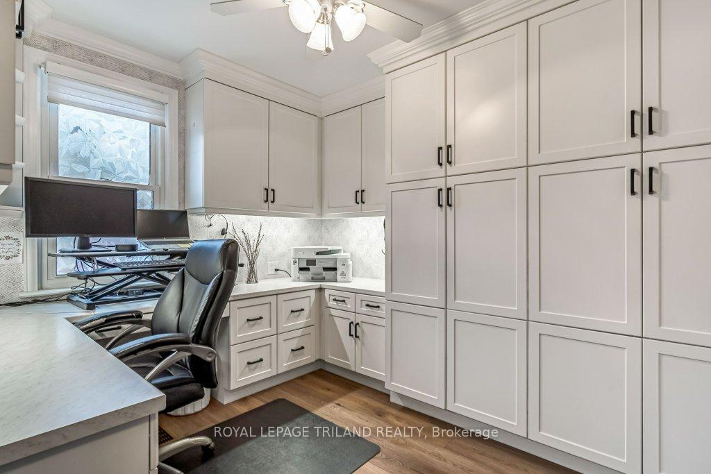 Photo 23 of 20 Dieppe Drive, St. Thomas — HOMEH