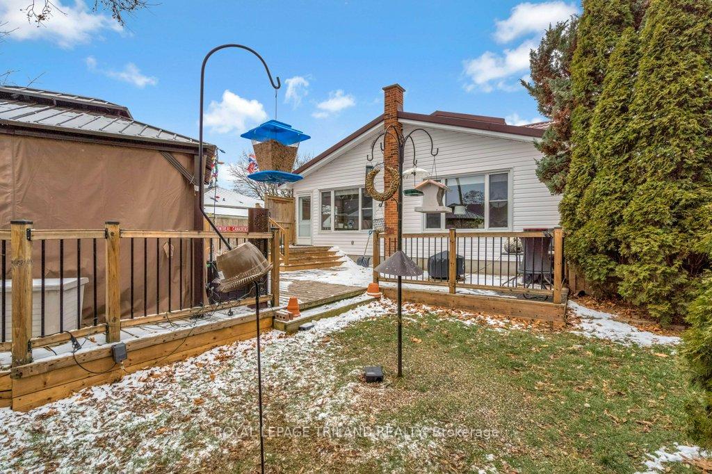 Photo 40 of 20 Dieppe Drive, St. Thomas — HOMEH