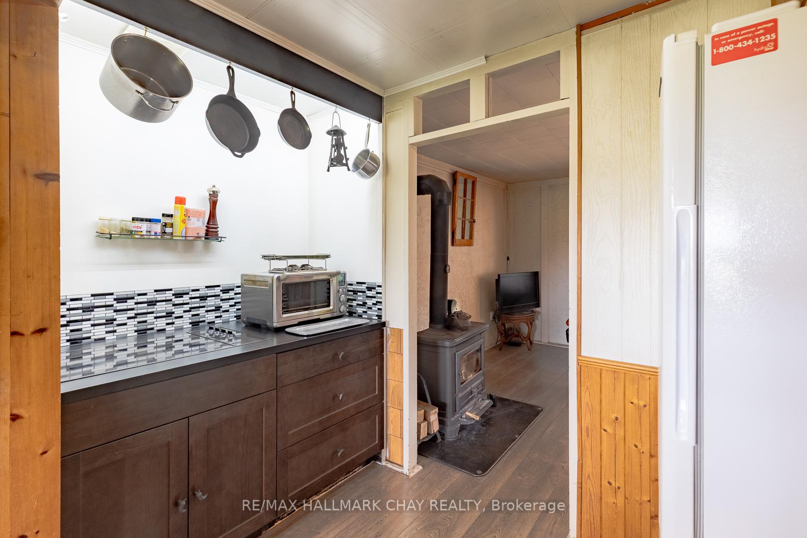 Photo 10 of 1761 County Road 92, Springwater, Rural Springwater — HOMEH