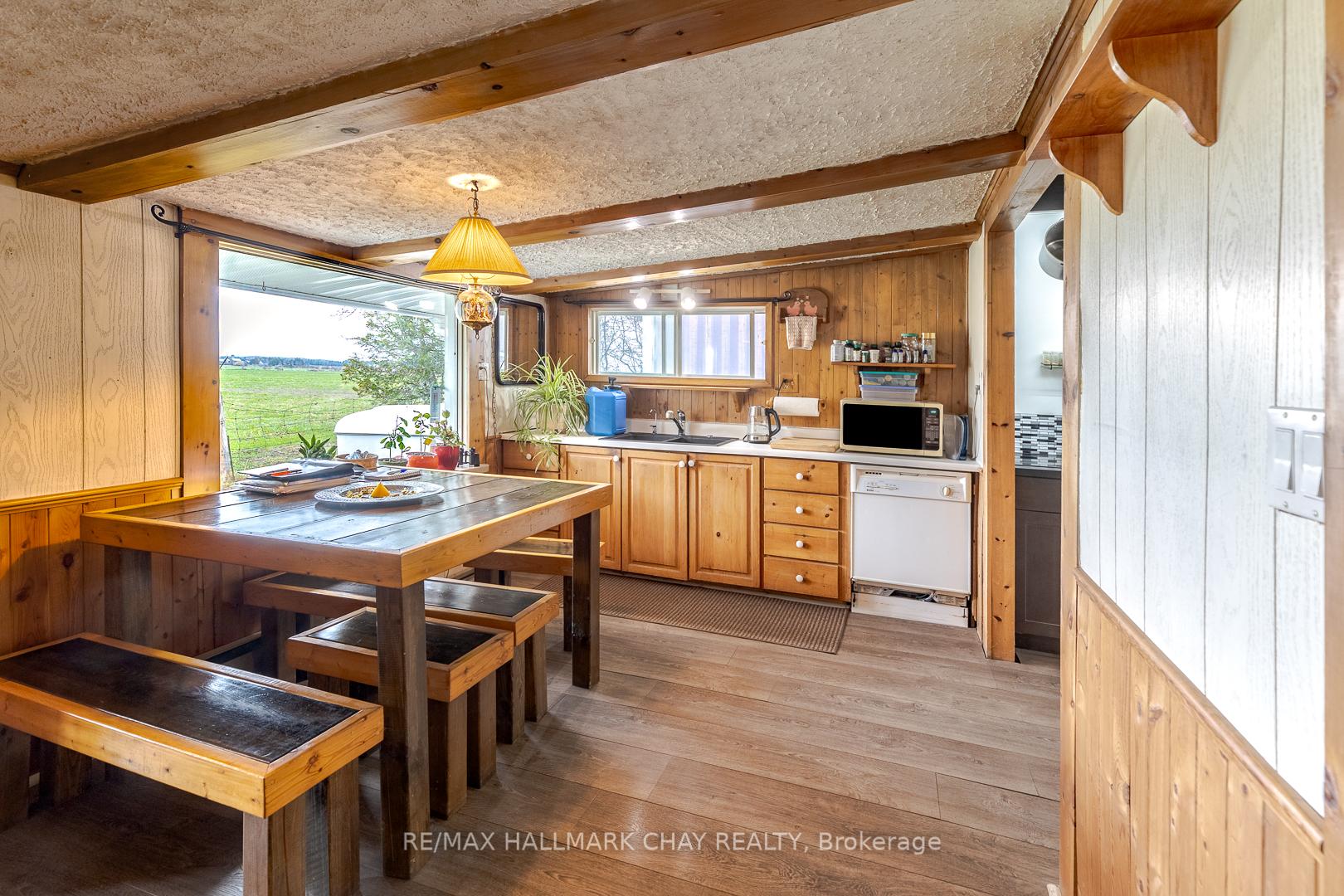 Photo 11 of 1761 County Road 92, Springwater, Rural Springwater — HOMEH