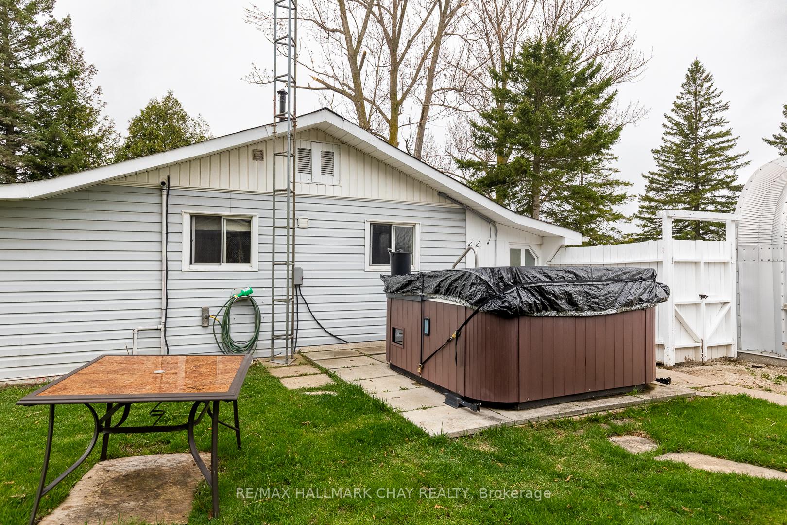 Photo 14 of 1761 County Road 92, Springwater, Rural Springwater — HOMEH