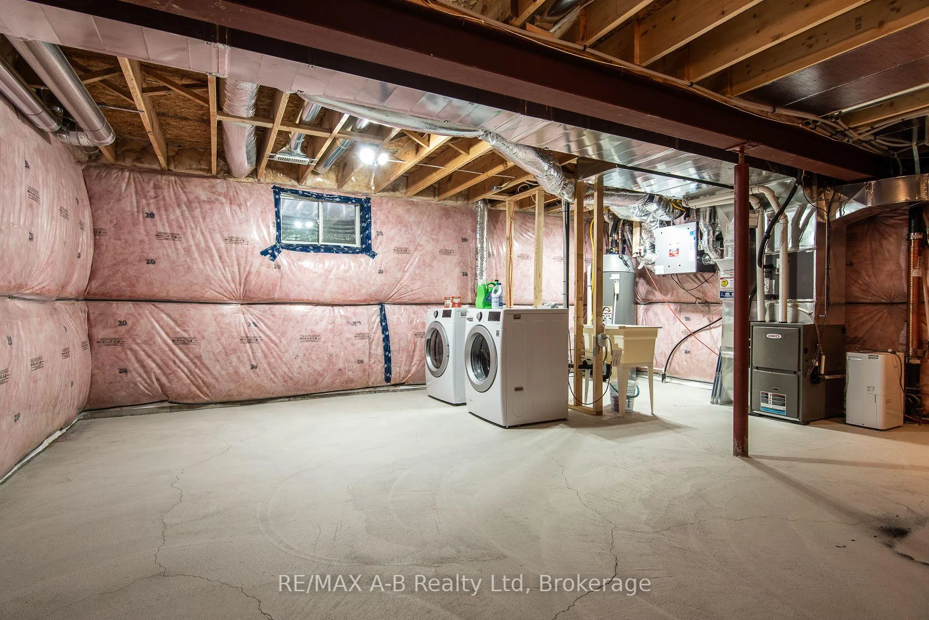 Photo 31 of 31 Davidson Drive, Stratford — HOMEH