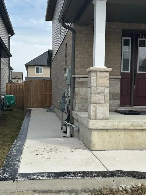 Photo 44 of 31 Davidson Drive, Stratford — HOMEH