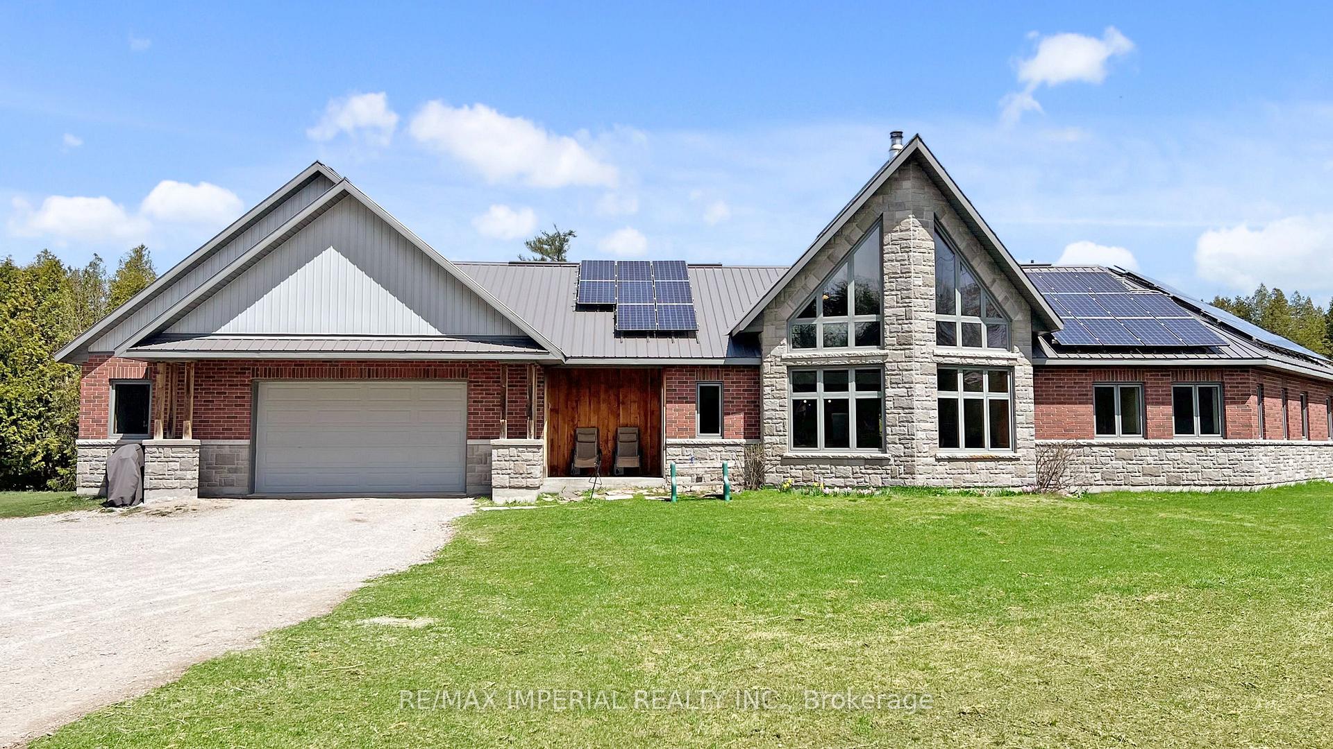 Photo 3 of 1917 Old Second Road S, Springwater, Rural Springwater — HOMEH
