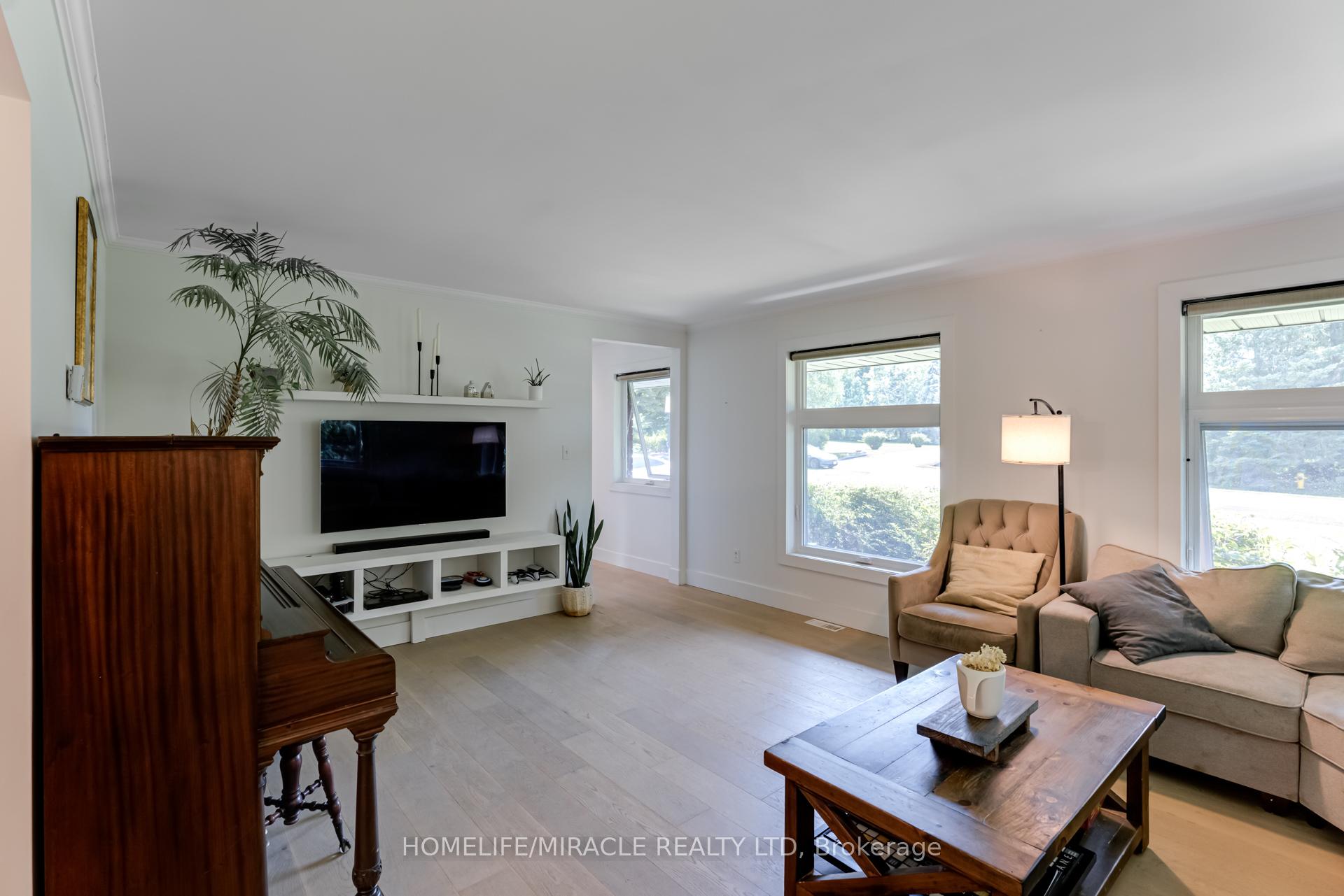 Photo 3 of 71 Nicholson Crescent, Springwater, Snow Valley — HOMEH