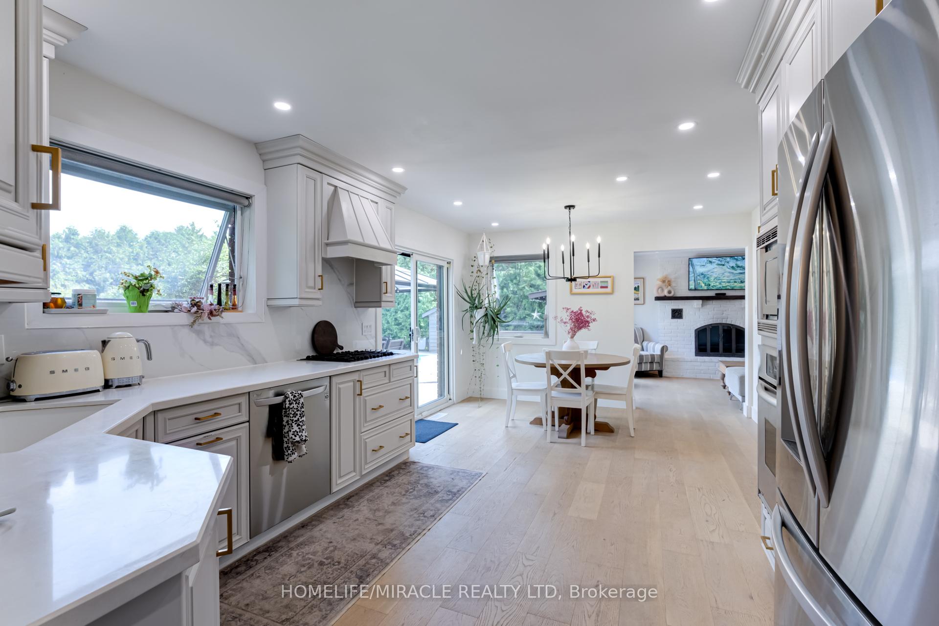 Photo 9 of 71 Nicholson Crescent, Springwater, Snow Valley — HOMEH