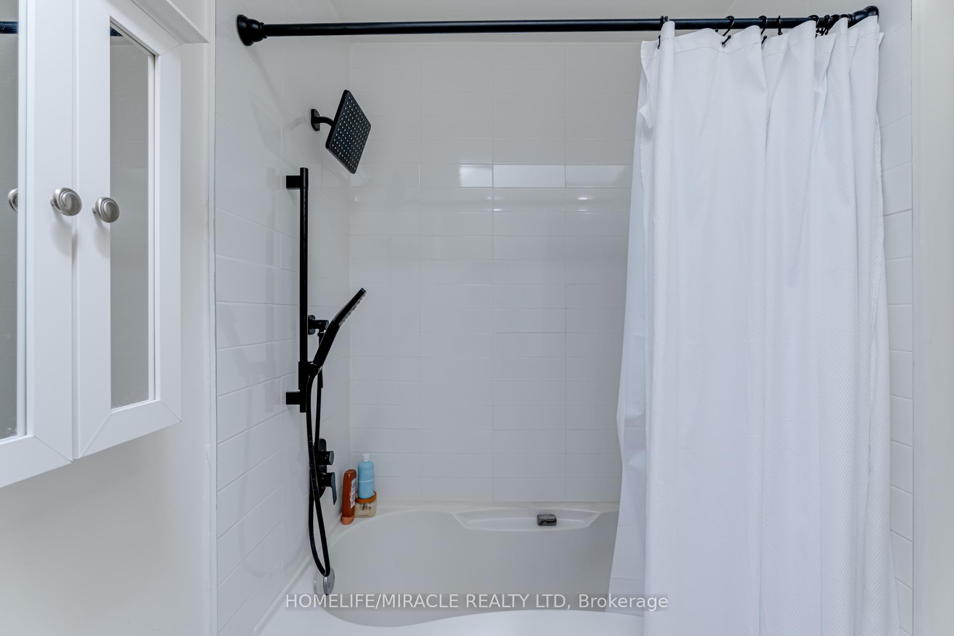Photo 37 of 71 Nicholson Crescent, Springwater, Snow Valley — HOMEH