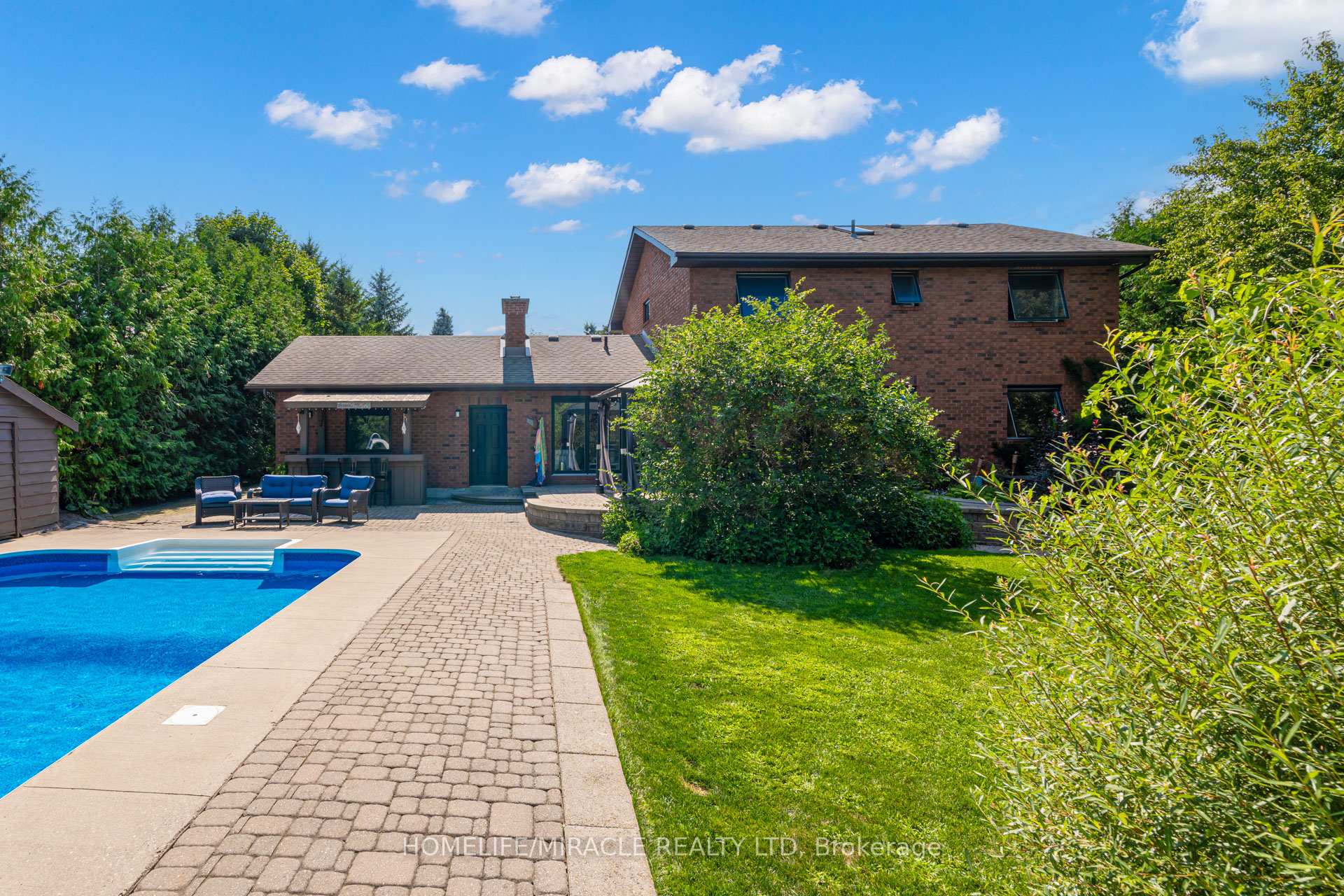 Photo 49 of 71 Nicholson Crescent, Springwater, Snow Valley — HOMEH