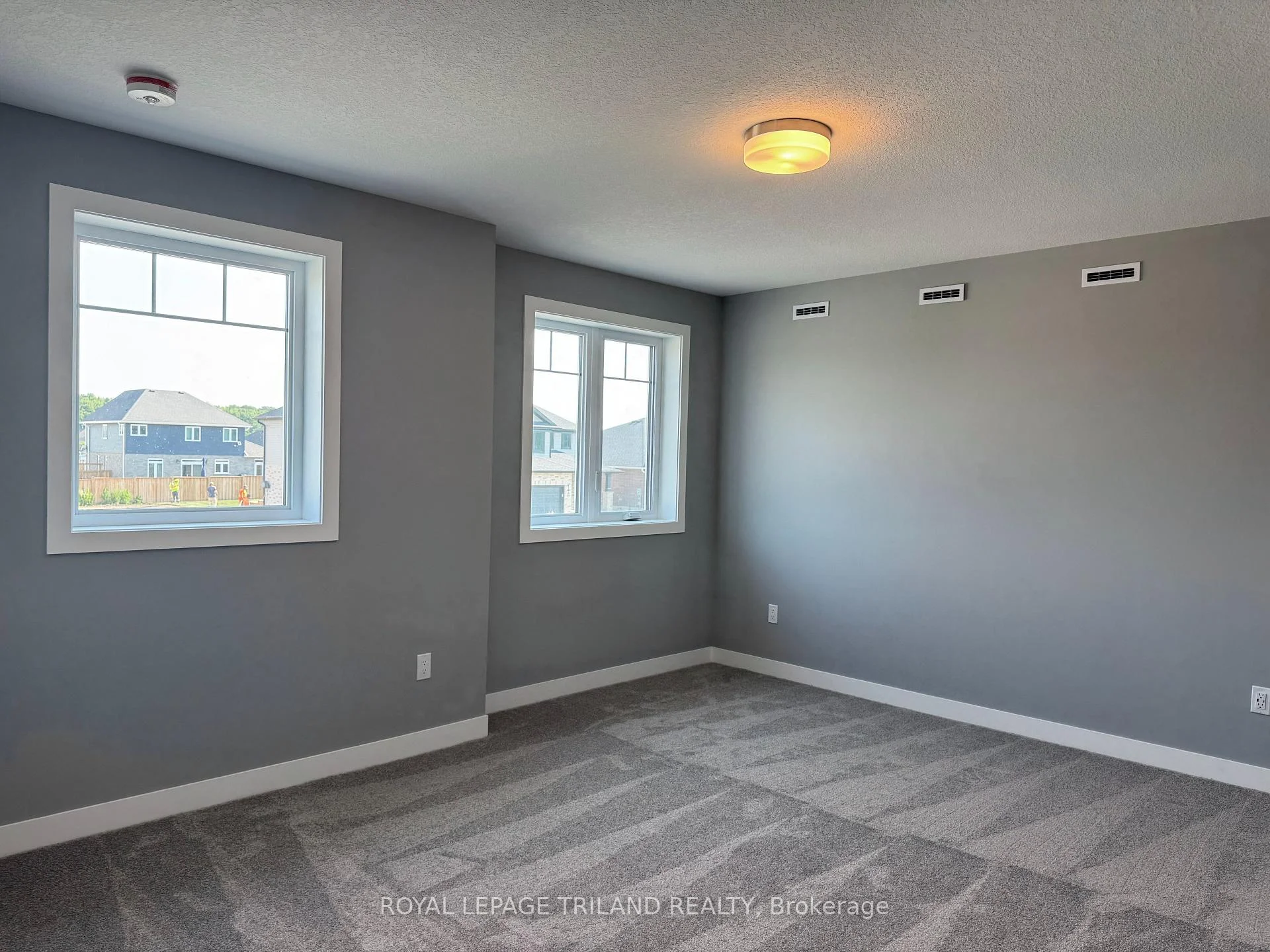 Photo 18 of 165 Styles Drive, St. Thomas — HOMEH