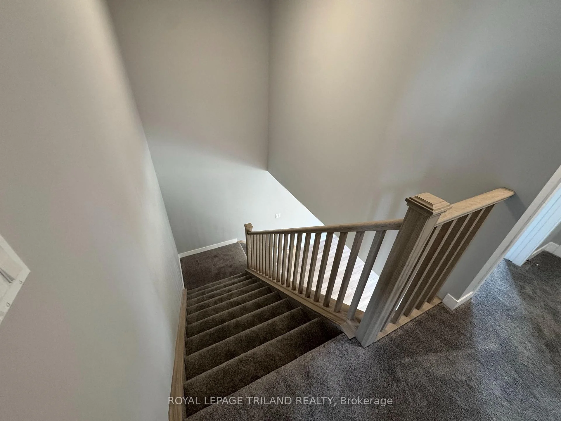 Photo 26 of 165 Styles Drive, St. Thomas — HOMEH