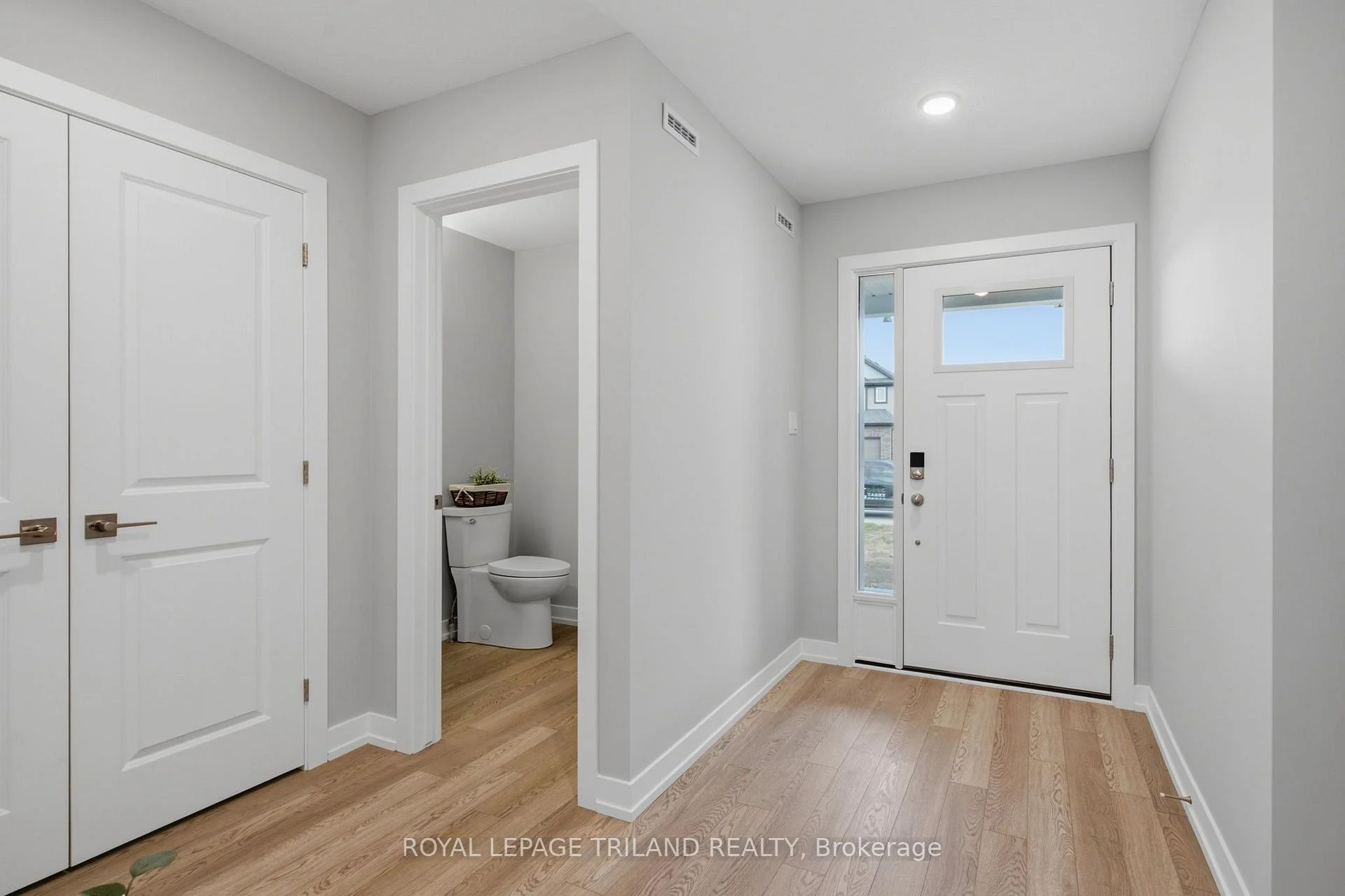 Photo 13 of 165 Styles Drive, St. Thomas — HOMEH