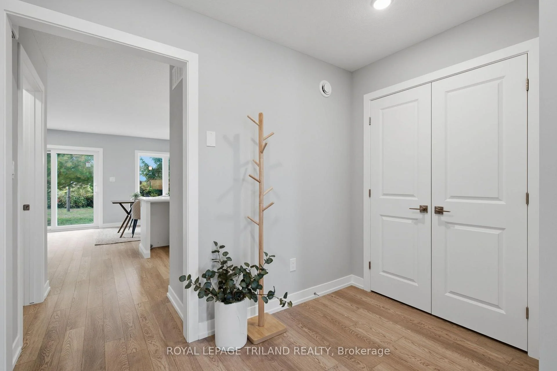 Photo 15 of 165 Styles Drive, St. Thomas — HOMEH