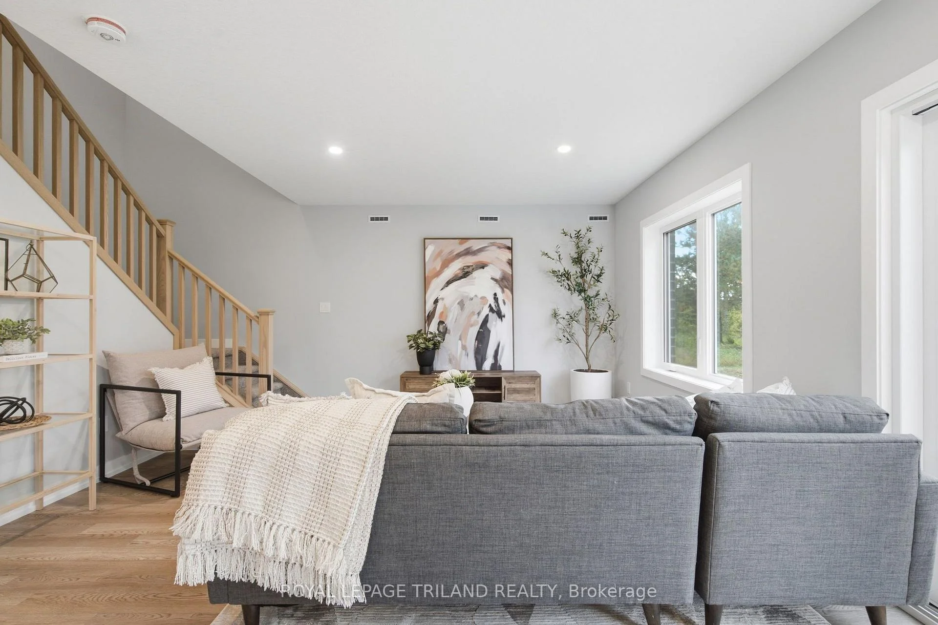 Photo 40 of 165 Styles Drive, St. Thomas — HOMEH
