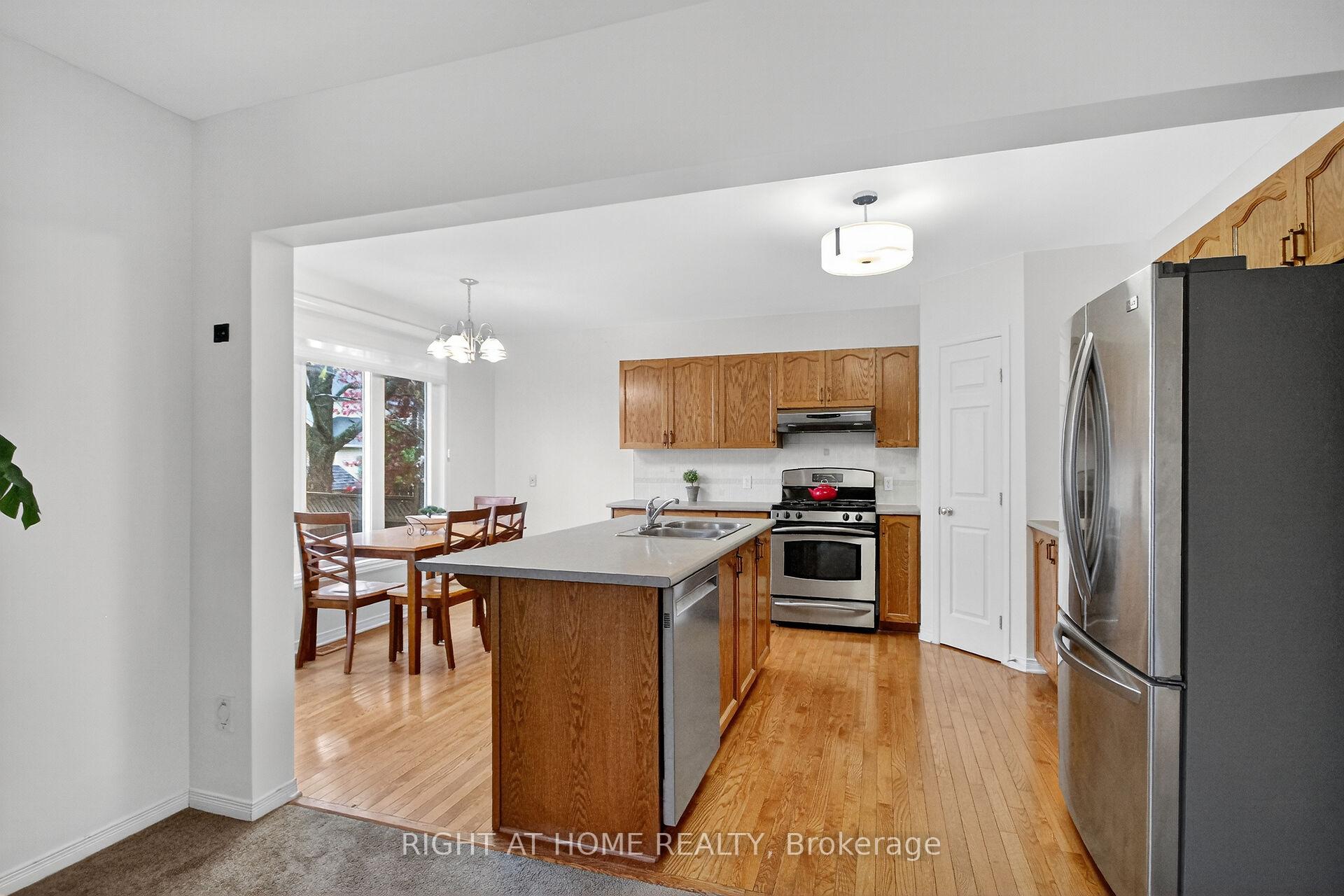 Photo 13 of 150 Abaca Way, Ottawa, Stittsville (North) — HOMEH
