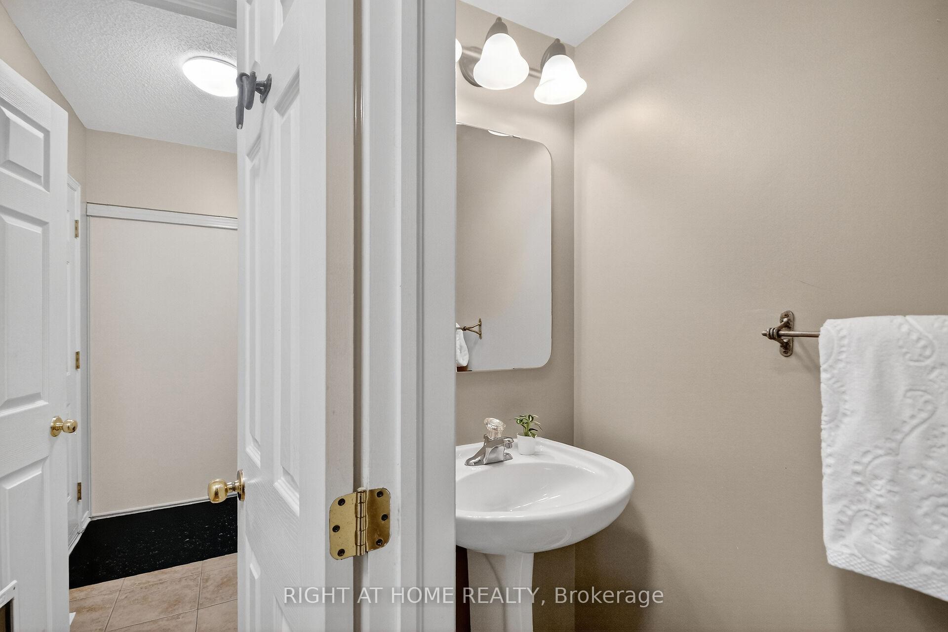 Photo 35 of 150 Abaca Way, Ottawa, Stittsville (North) — HOMEH