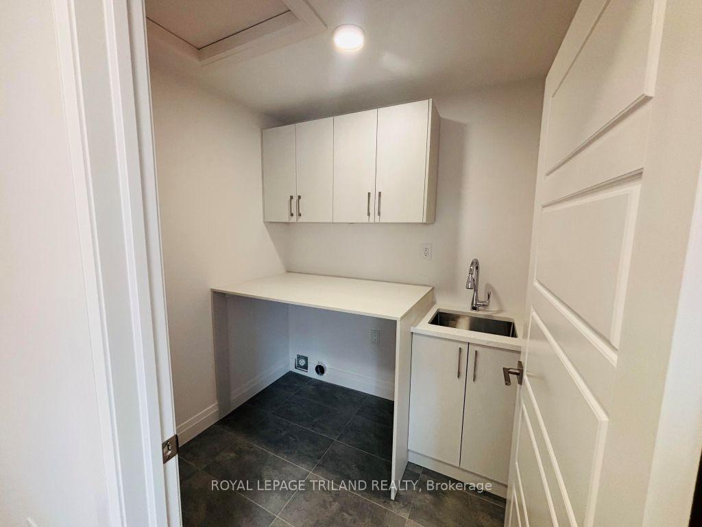 Photo 10 of Unit 3, 116 Fairview Avenue, St. Thomas — HOMEH