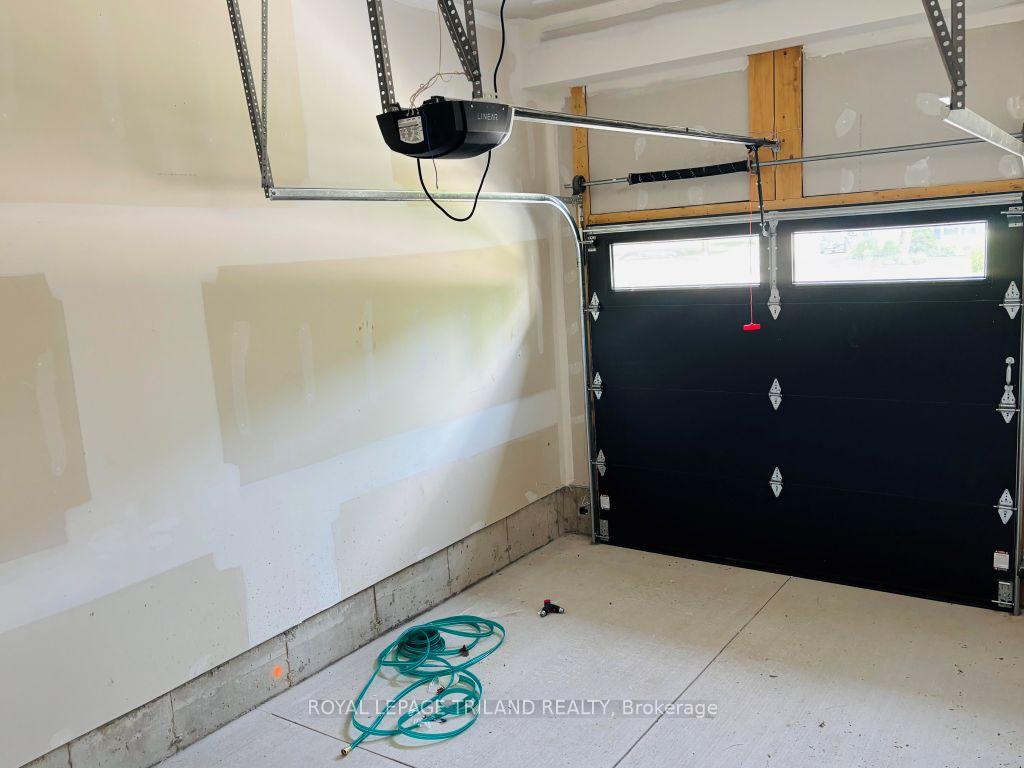 Photo 12 of Unit 3, 116 Fairview Avenue, St. Thomas — HOMEH