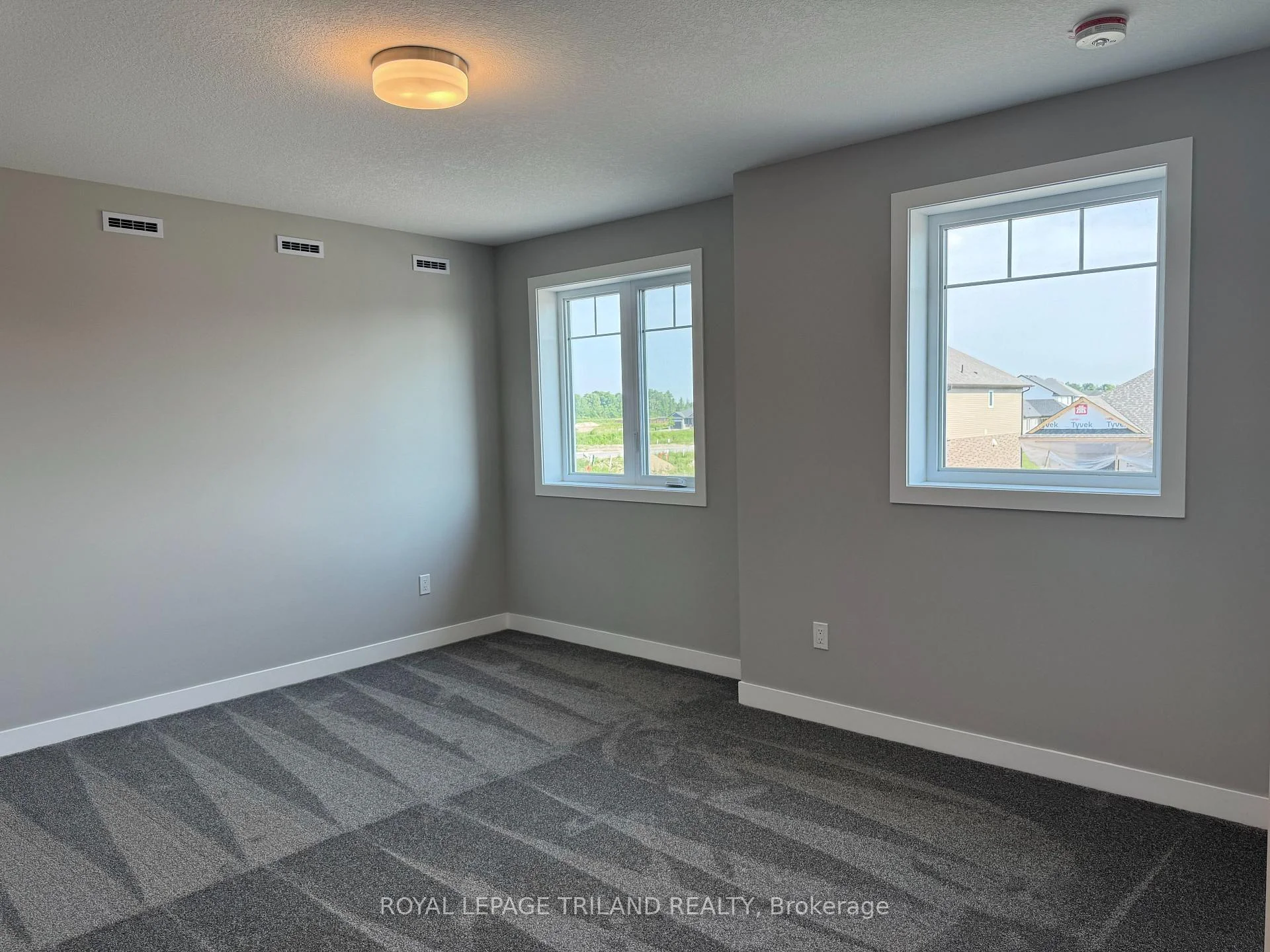 Photo 10 of 163 Styles Drive, St. Thomas — HOMEH