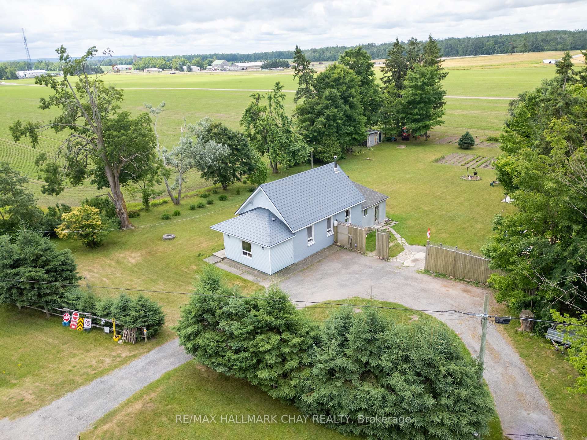 Photo 1 of 12968 County 27 Road, Springwater, Rural Springwater — HOMEH