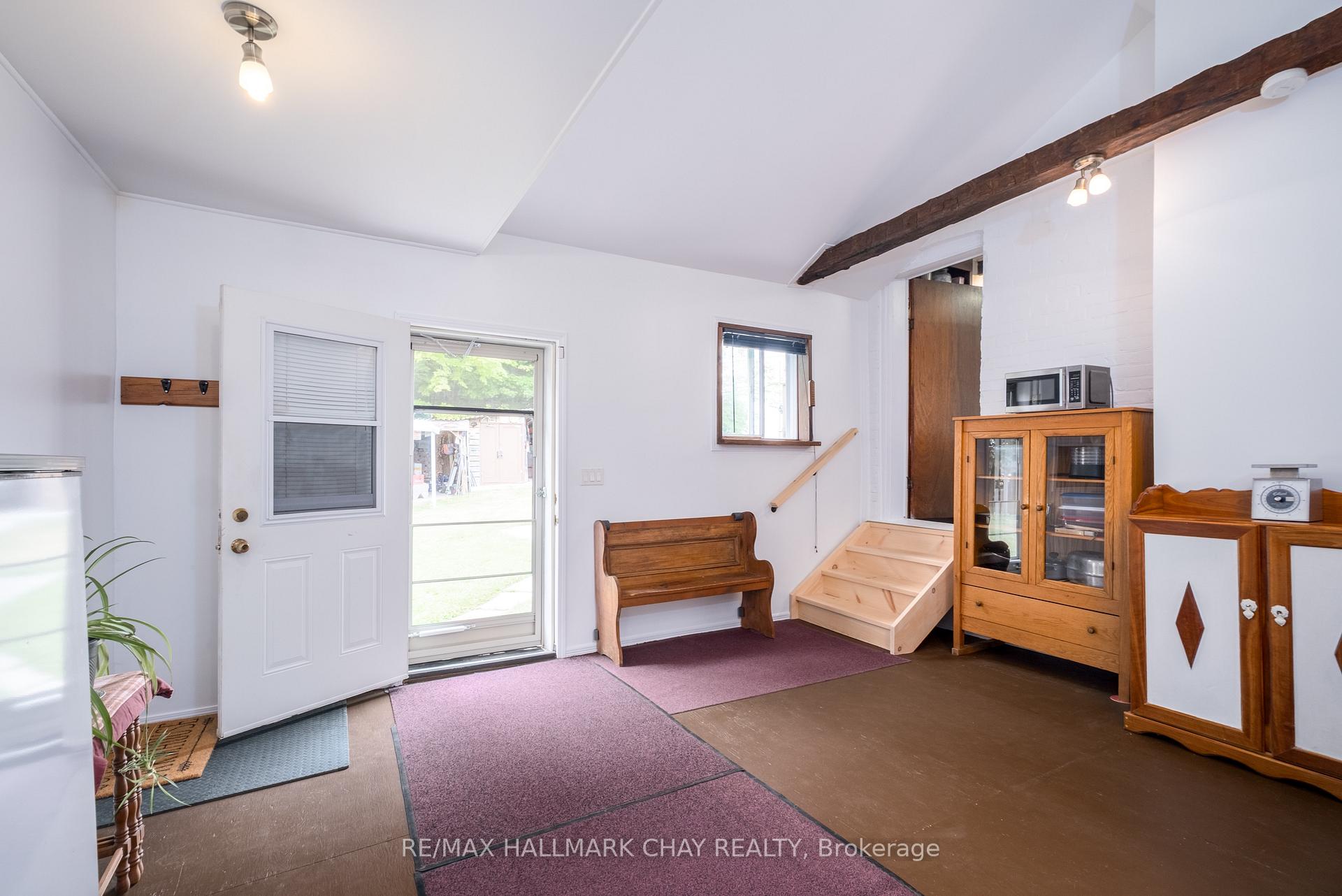 Photo 6 of 12968 County 27 Road, Springwater, Rural Springwater — HOMEH