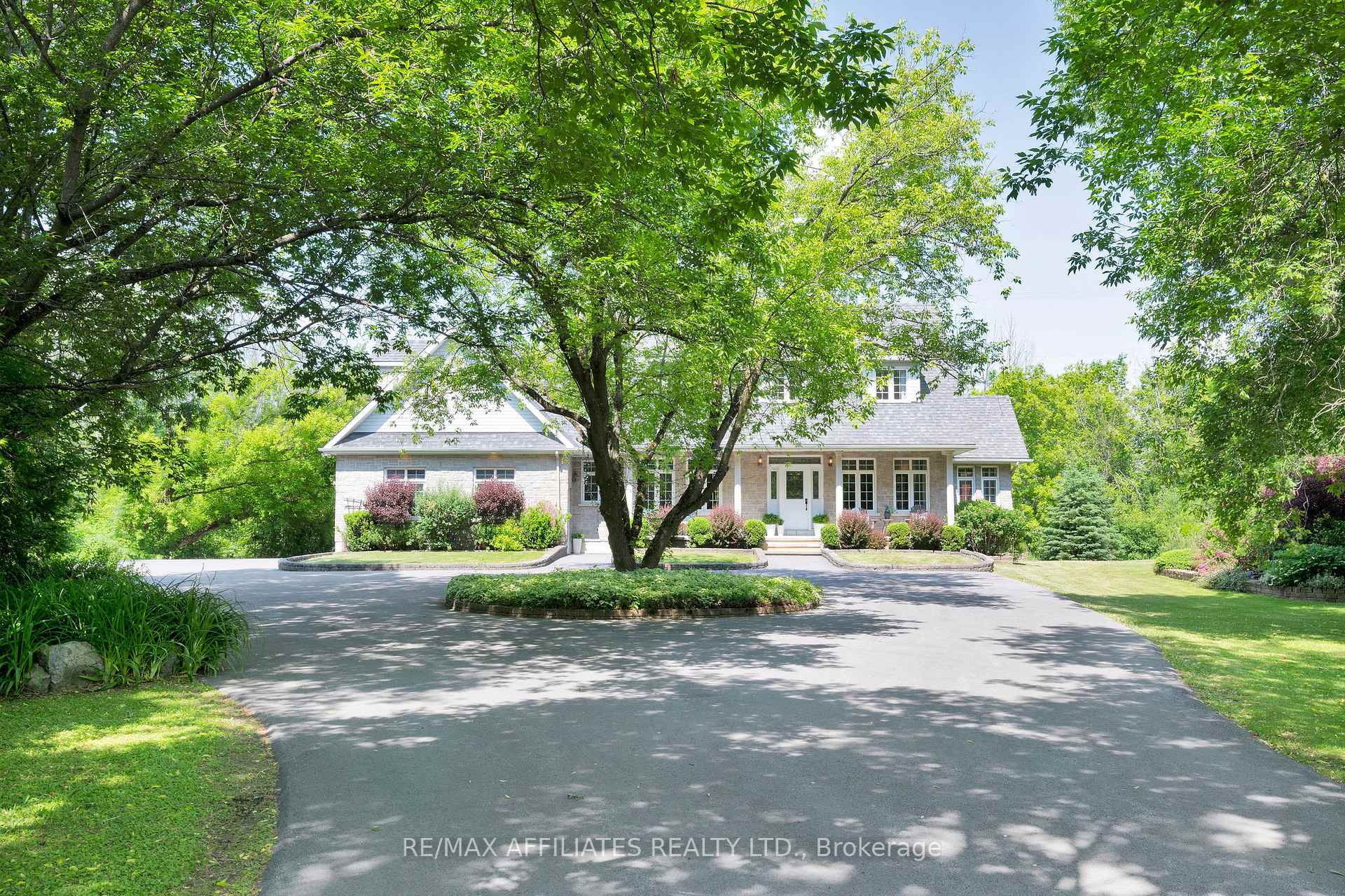 Front of 3 Kimini Drive
