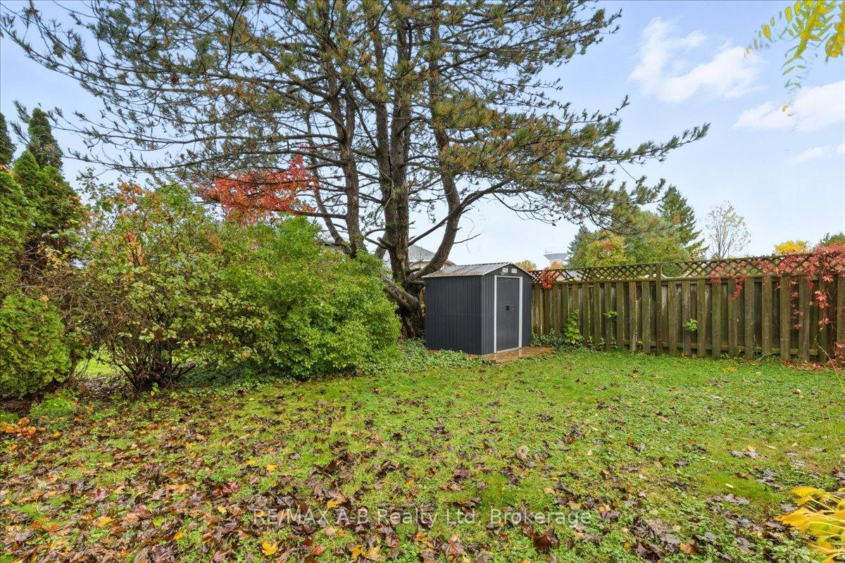 Photo 45 of 86 Windemere Crescent, Stratford — HOMEH