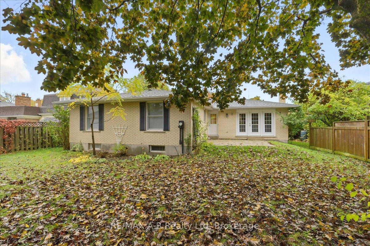 Photo 48 of 86 Windemere Crescent, Stratford — HOMEH