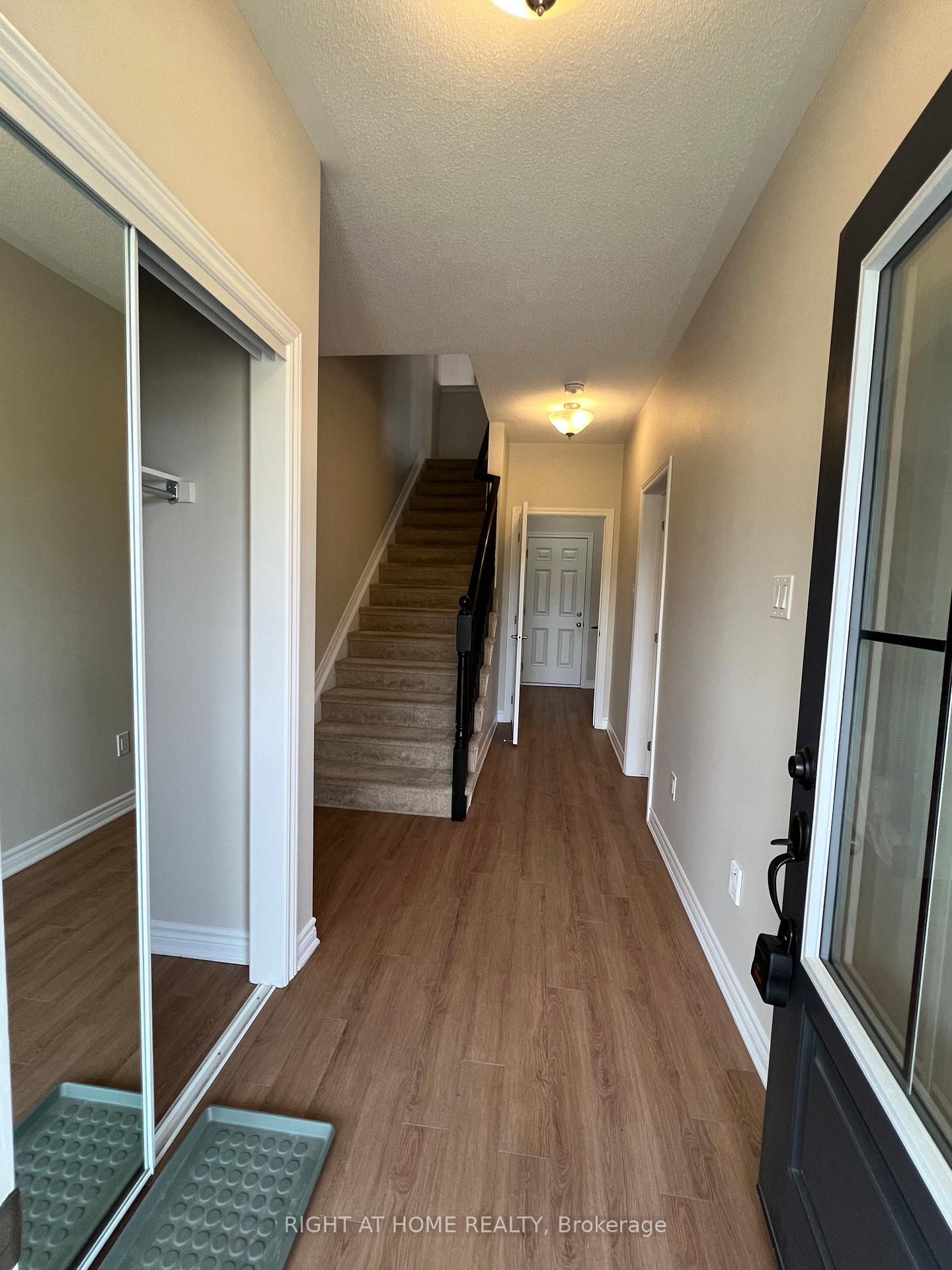 Photo 3 of 195 Harmattan Avenue, Ottawa, Stittsville (North) — HOMEH