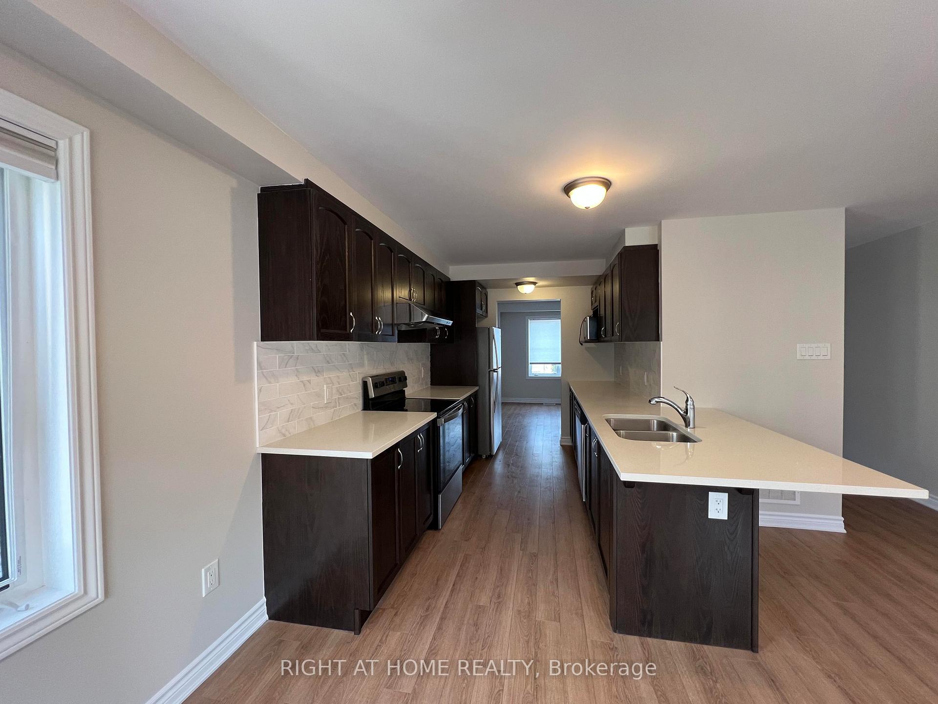 Photo 10 of 195 Harmattan Avenue, Ottawa, Stittsville (North) — HOMEH