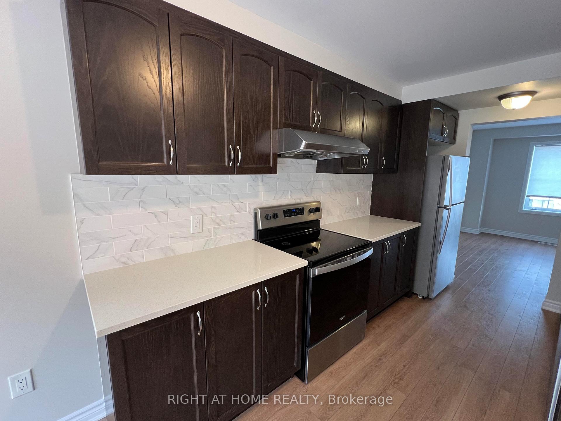 Photo 11 of 195 Harmattan Avenue, Ottawa, Stittsville (North) — HOMEH
