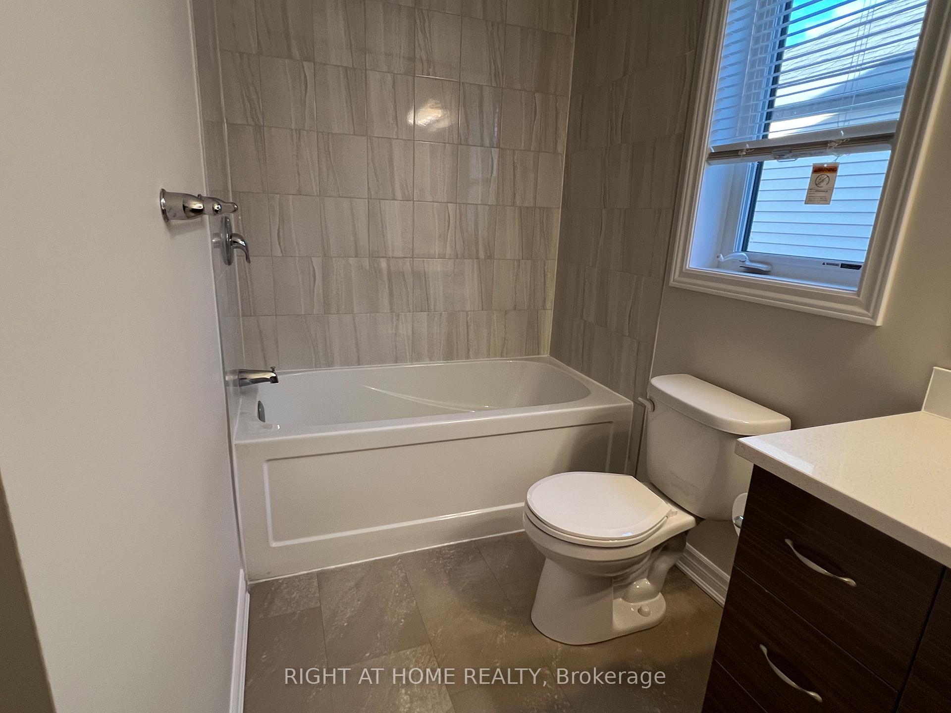 Photo 24 of 195 Harmattan Avenue, Ottawa, Stittsville (North) — HOMEH