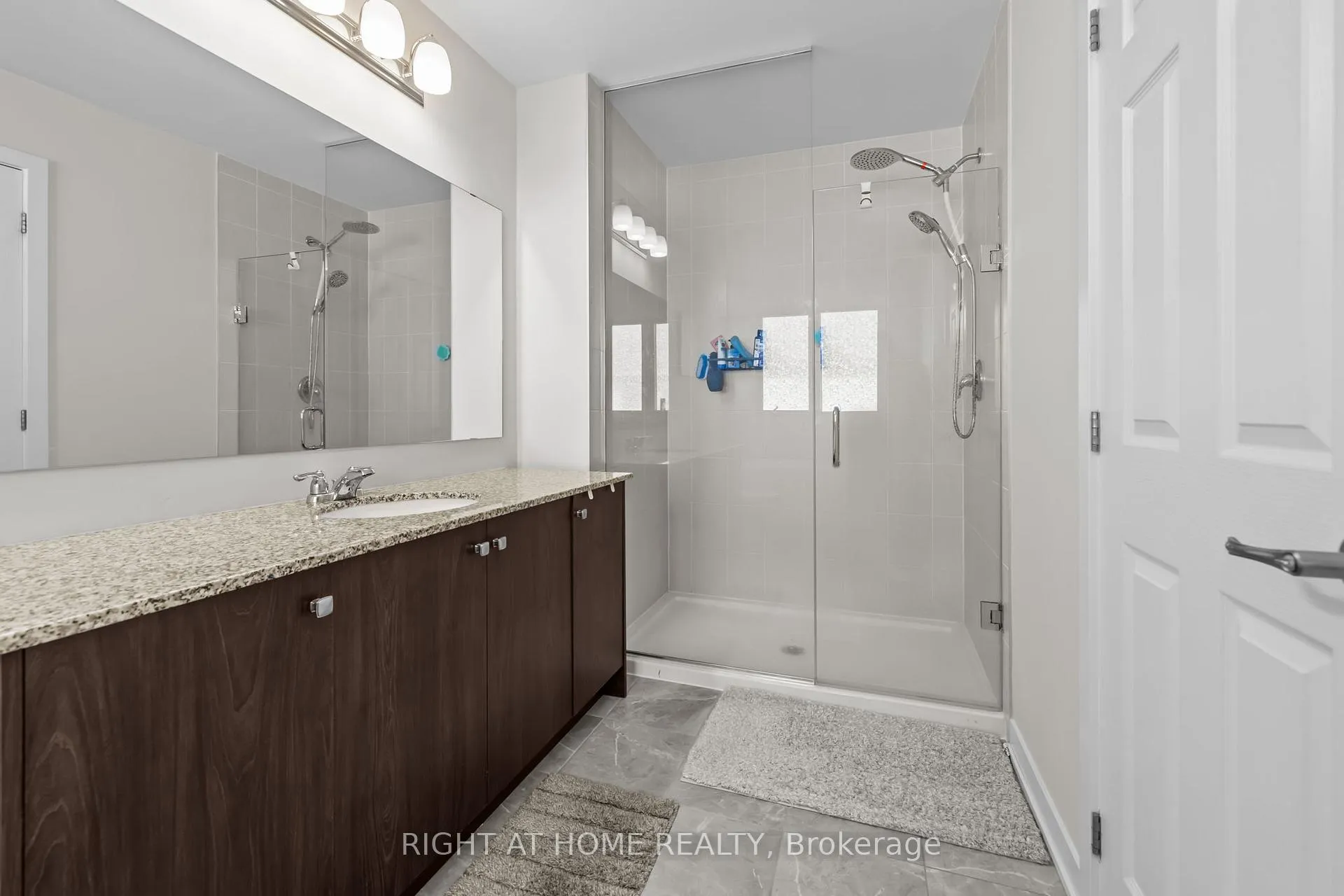 Photo 33 of 837 Derreen Avenue, Ottawa, Stittsville (North) — HOMEH