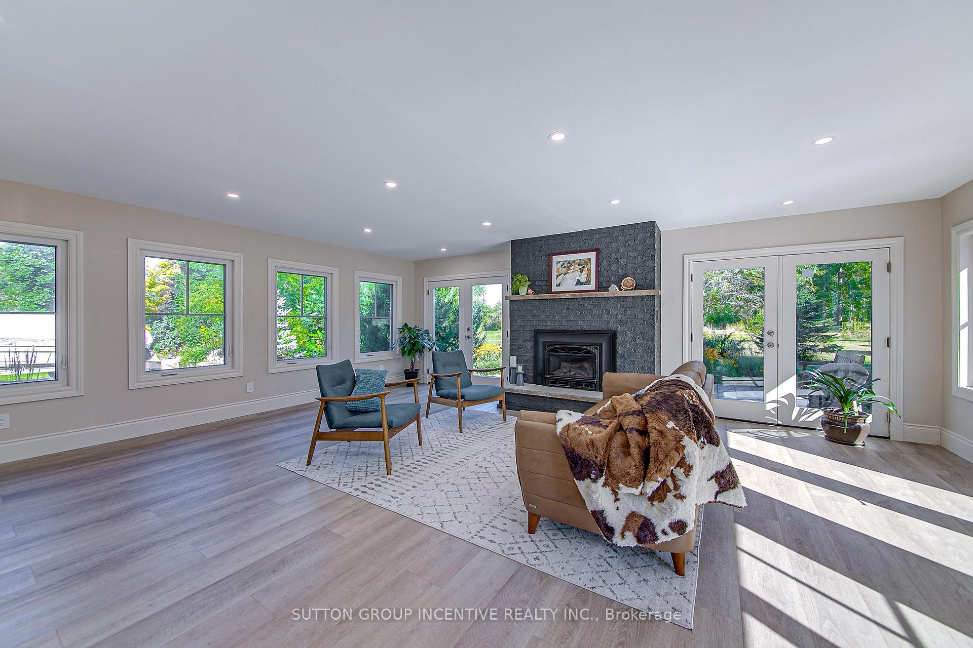Photo 17 of 1680 Hwy 26, Springwater, Rural Springwater — HOMEH