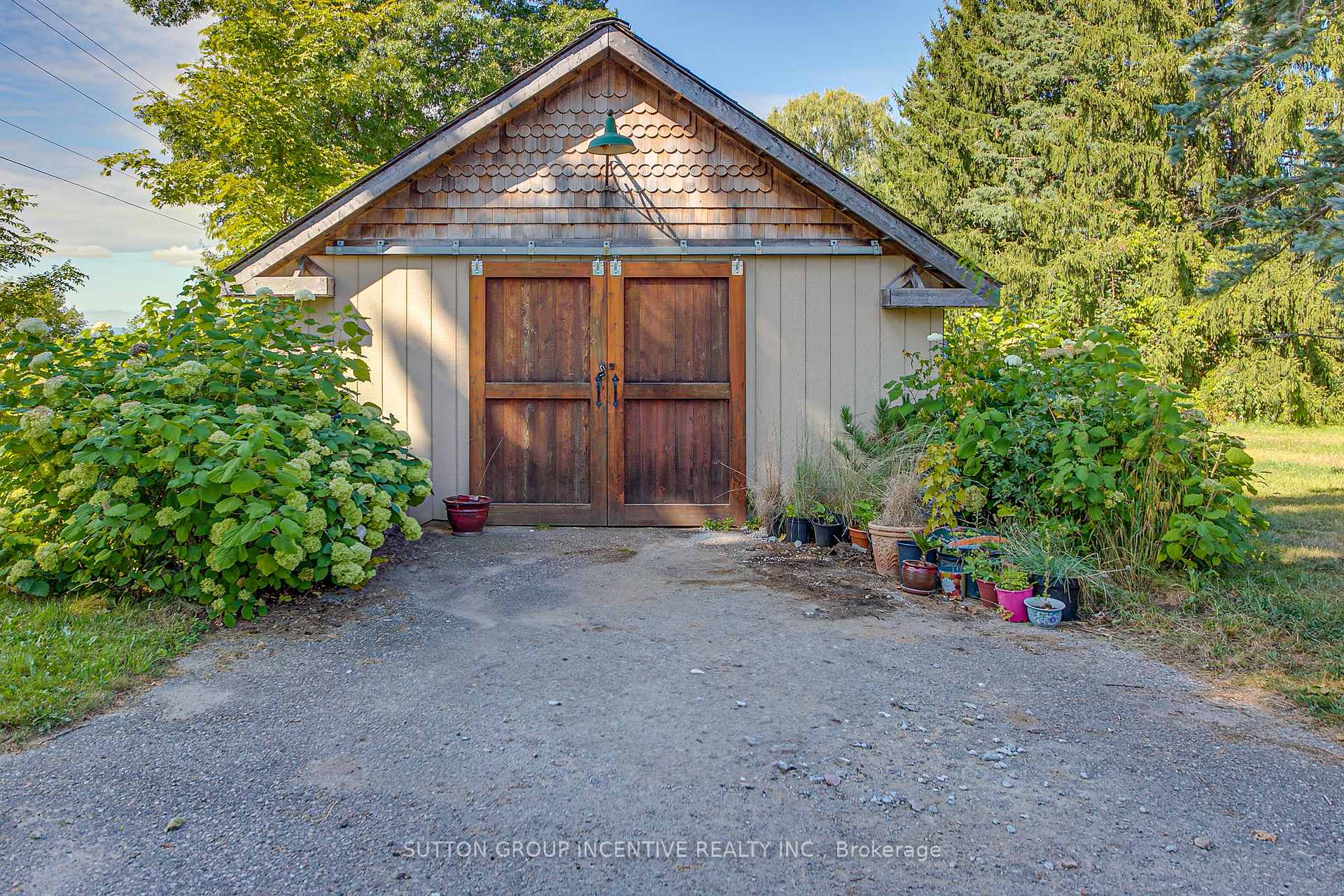 Photo 46 of 1680 Hwy 26, Springwater, Rural Springwater — HOMEH