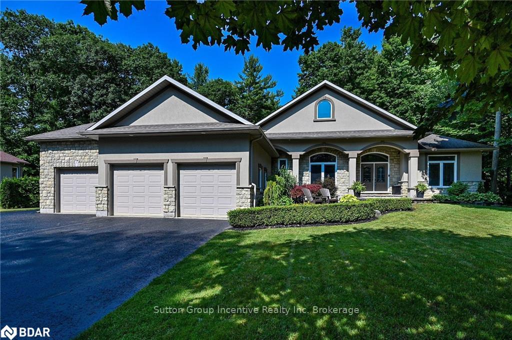 Photo 38 of 28 Laddie Lane, Springwater, Anten Mills — HOMEH
