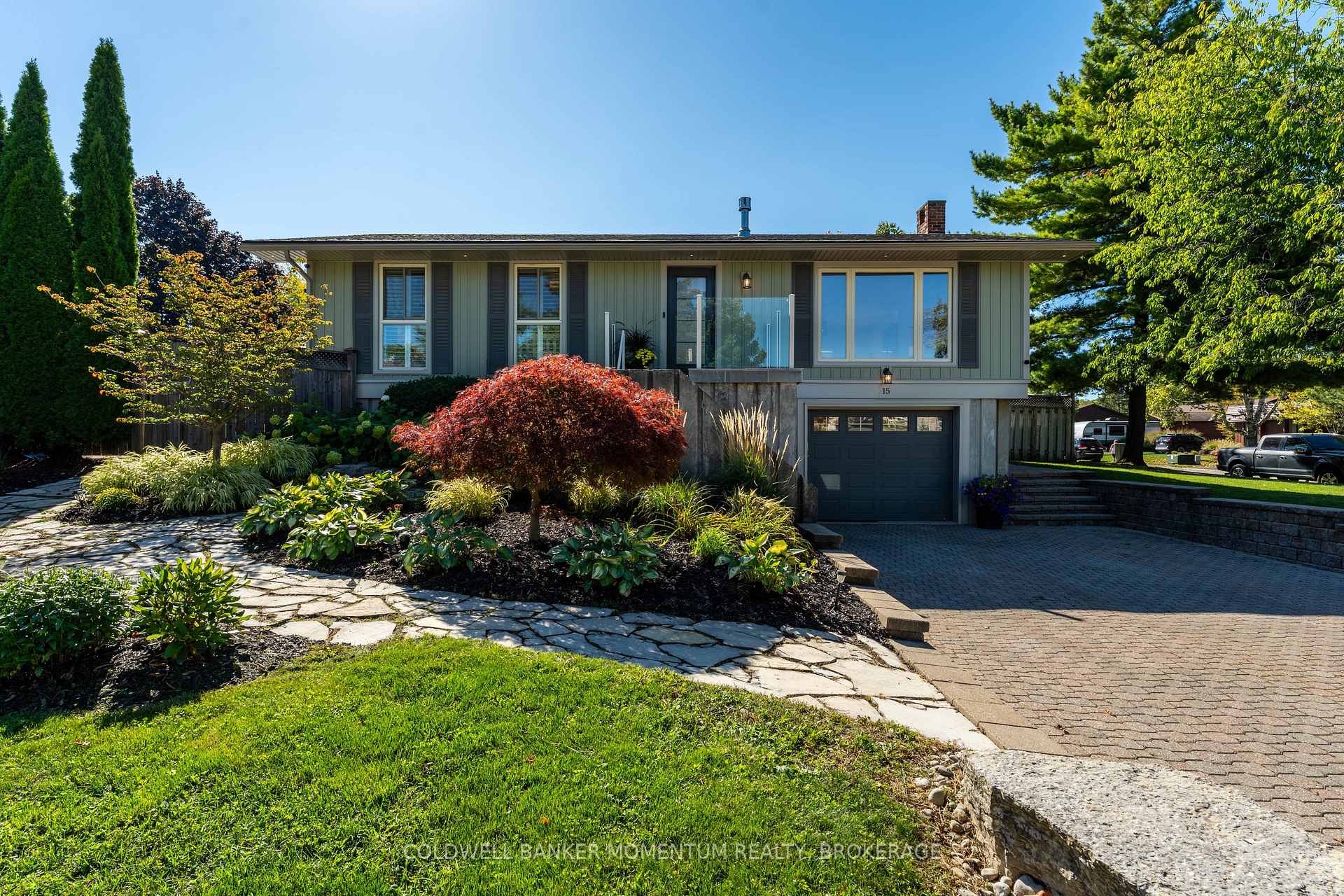 Front of 15 The Cedars