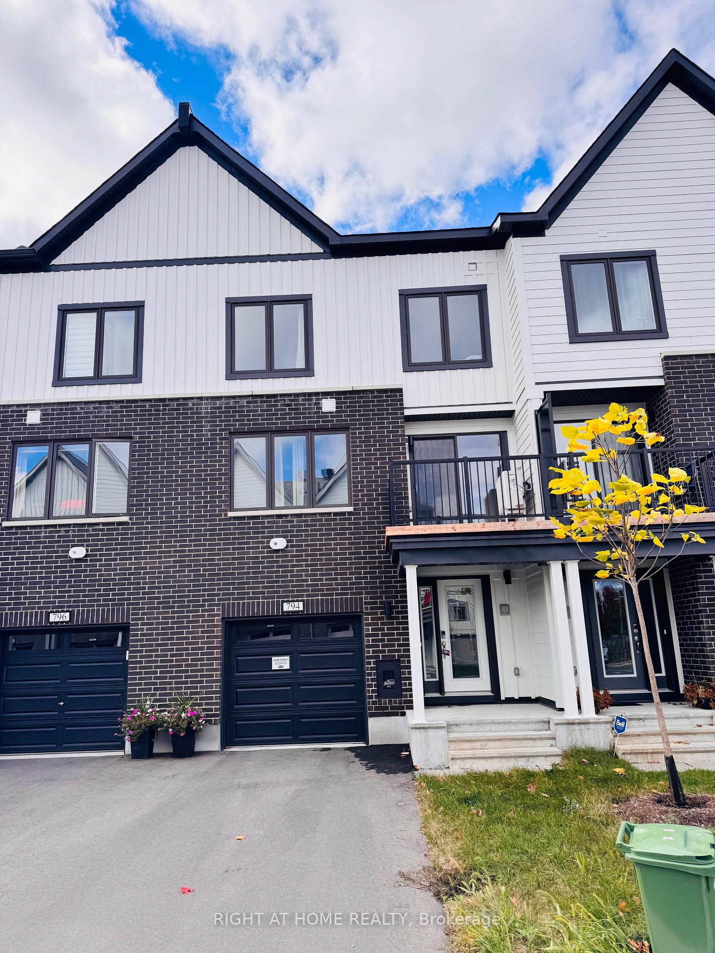 Photo 1 of 794 Kinstead Private, Ottawa, Stittsville (North) — HOMEH